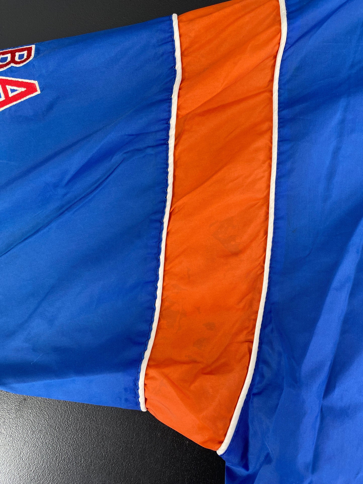 90’s STARTER x NEW YORK KNICKS Size XL NBA Nylon Jacket / F4539N