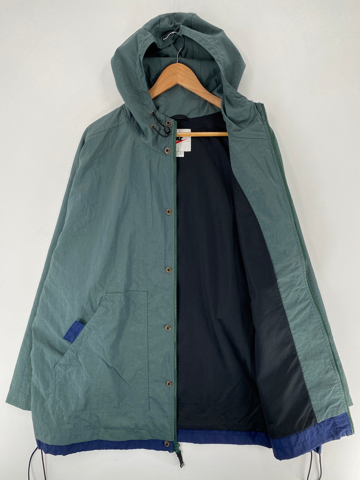 90's NIKE Size L Vintage Nylon Jacket / F3197J