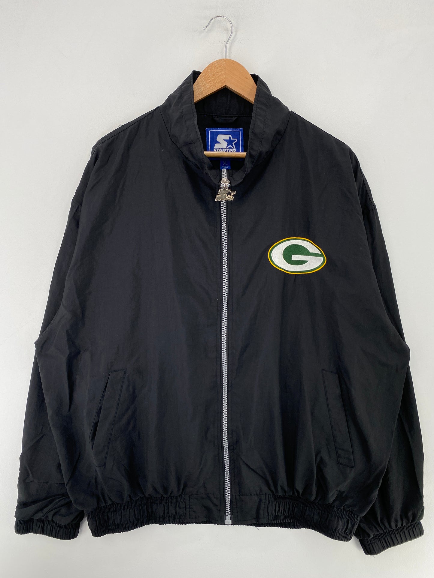 90’s STARTER x GREEN BAY PACKERS Size XL NFL Zip-up Nylon Jacket / G137N