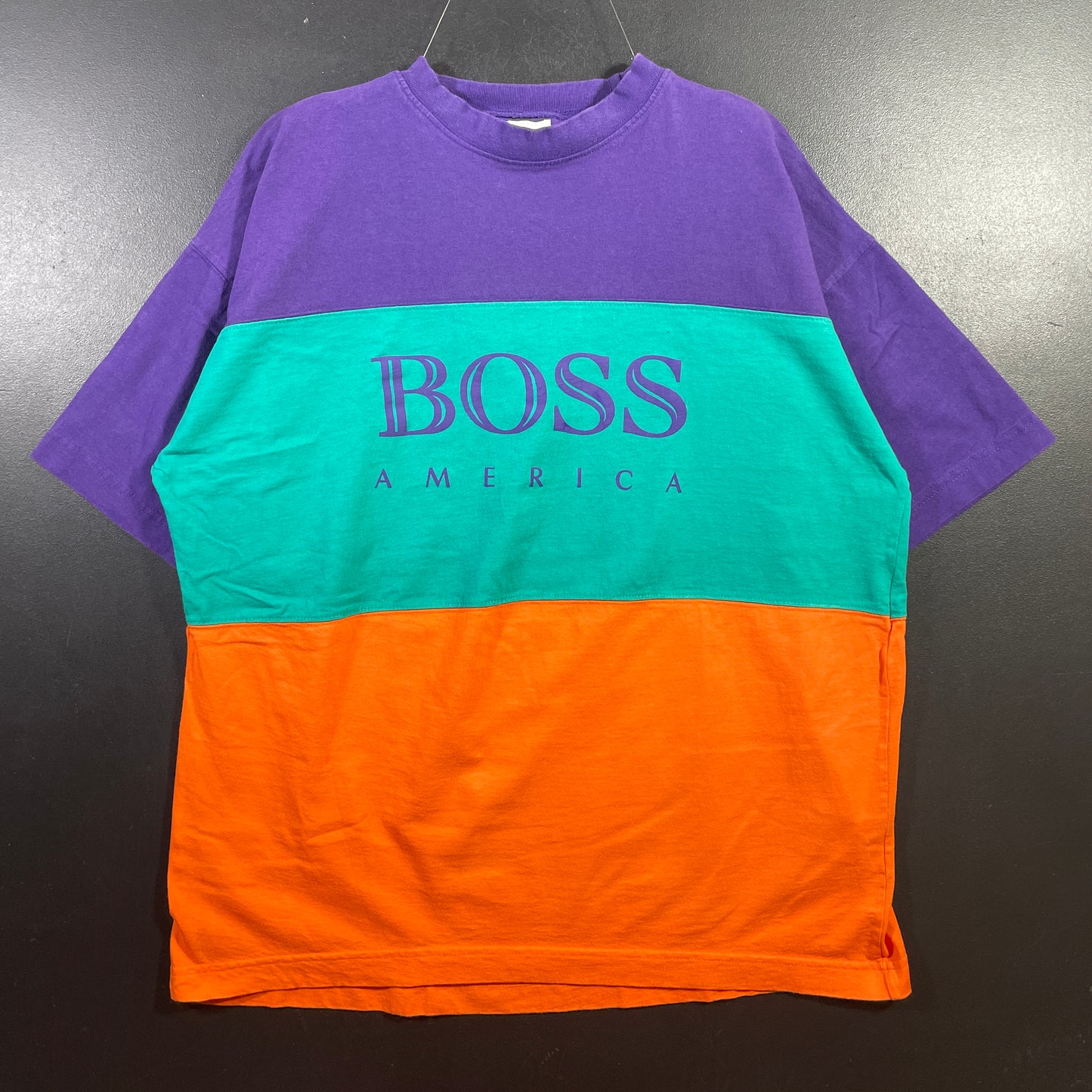(L) 90’s BOSS Spellout Vintage T-Shirt / A0868T