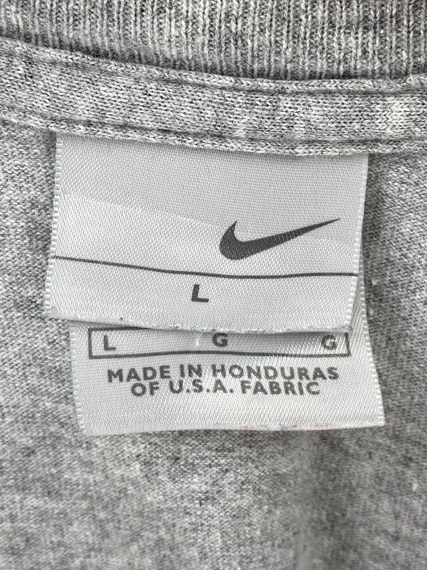 00’ NIKE Size L Vintage T-Shirt / F2389T