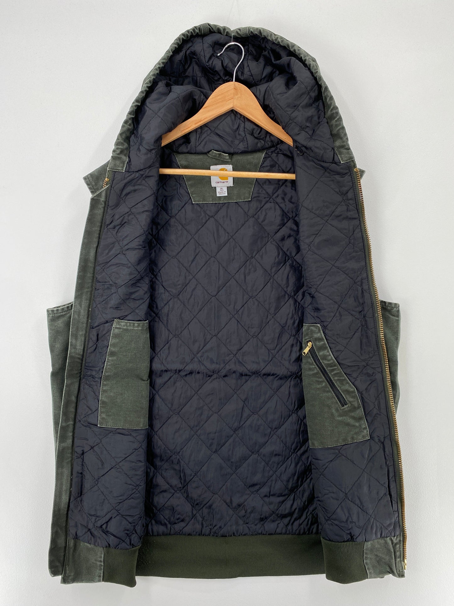 Vintage CARHARTT Size XL Duck Vest / F9701J