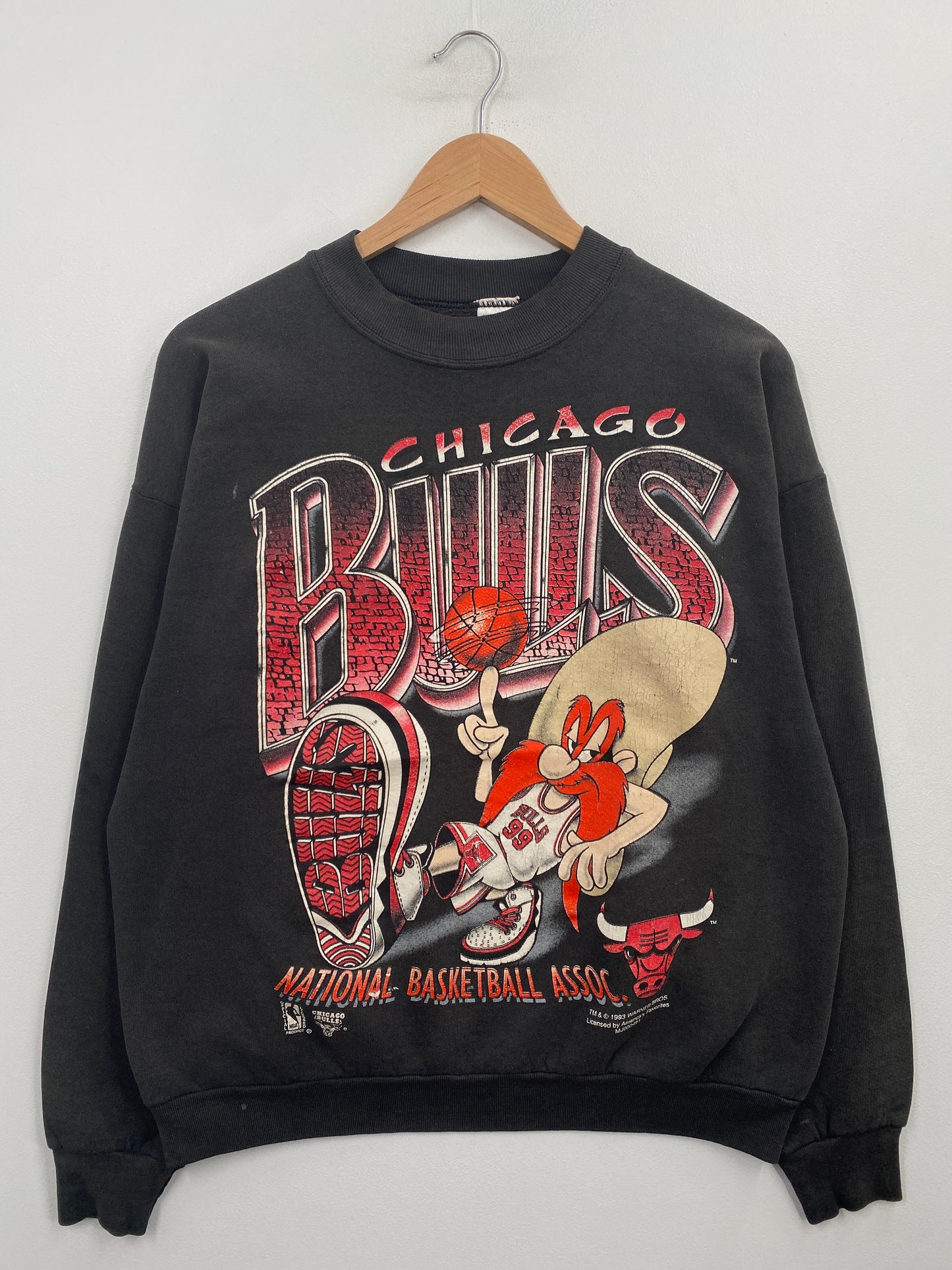 1993 CHICAGO BULLS X LOONEY TUNES YOSEMITE Made in USA Size XL Vintage NBA Sweat-Shirt / G6097S