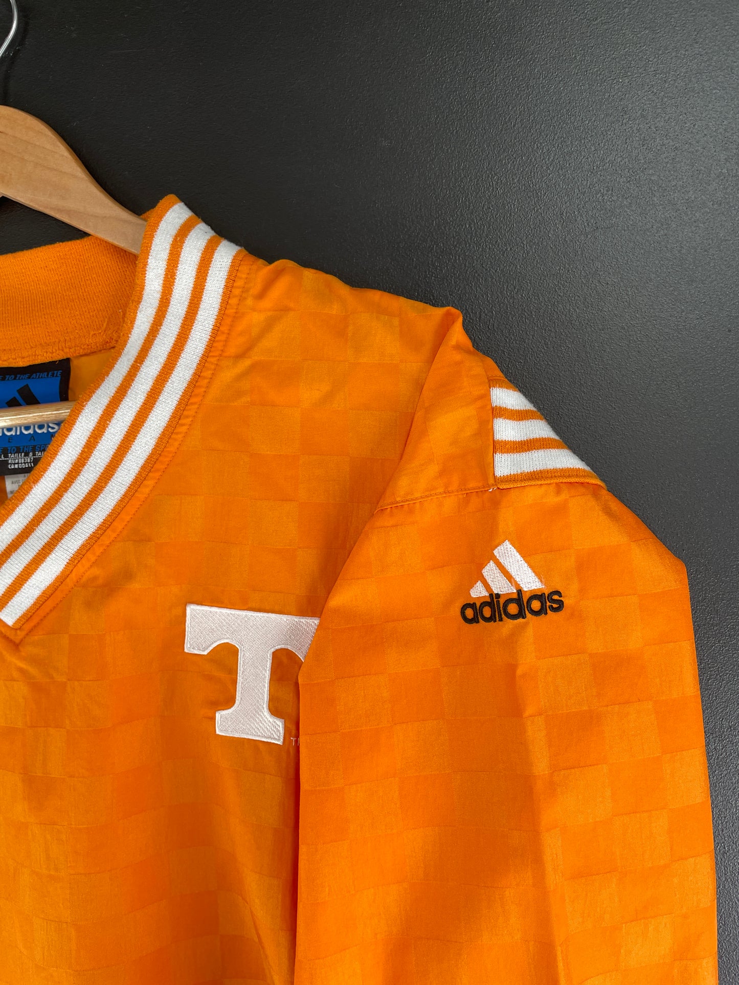 00’ ADIDAS Size L Nylon Jacket / F5366N