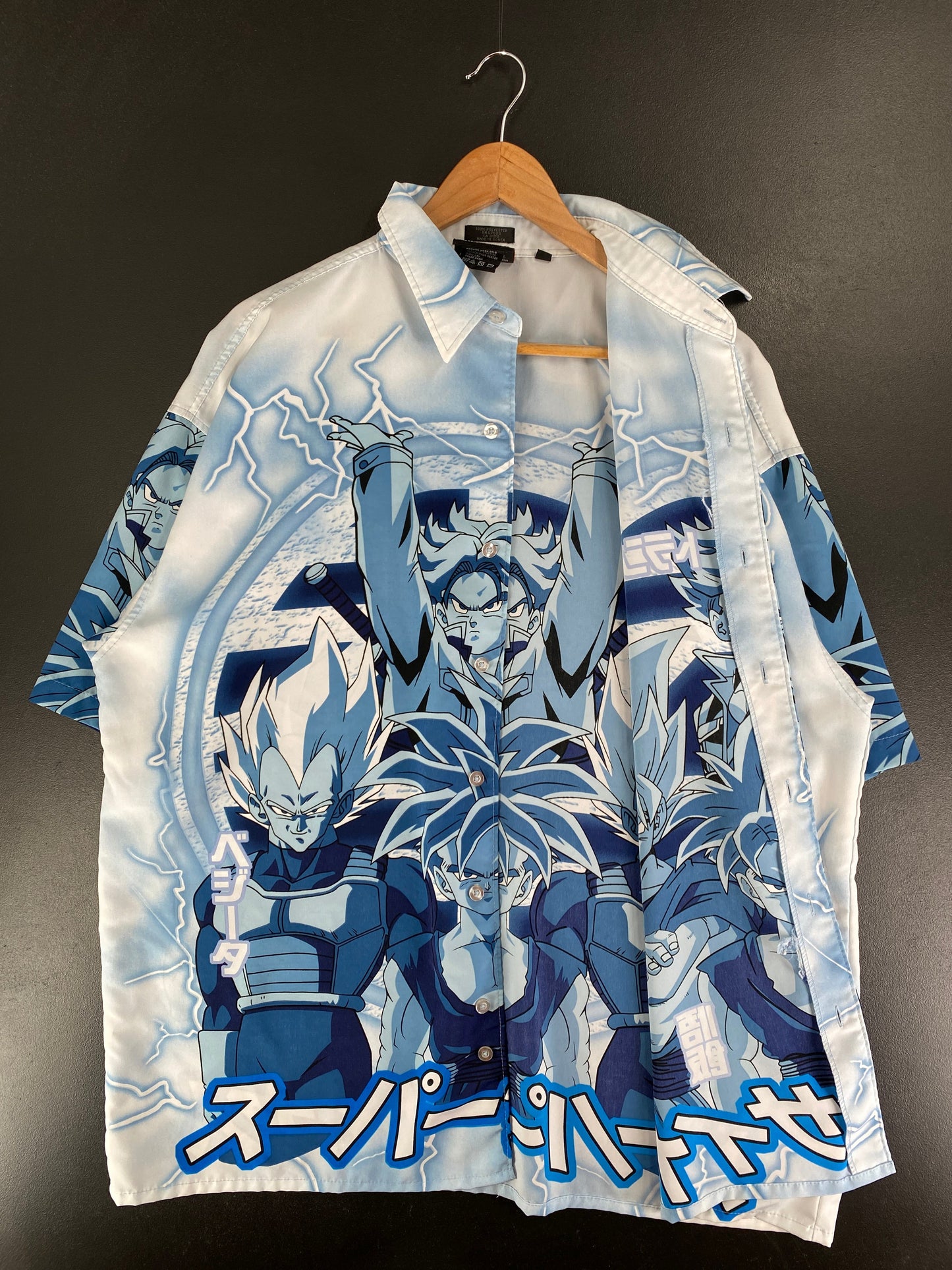 2002 DRAGON BALL Z Size XL Vintage Button down Shirt / F9888B
