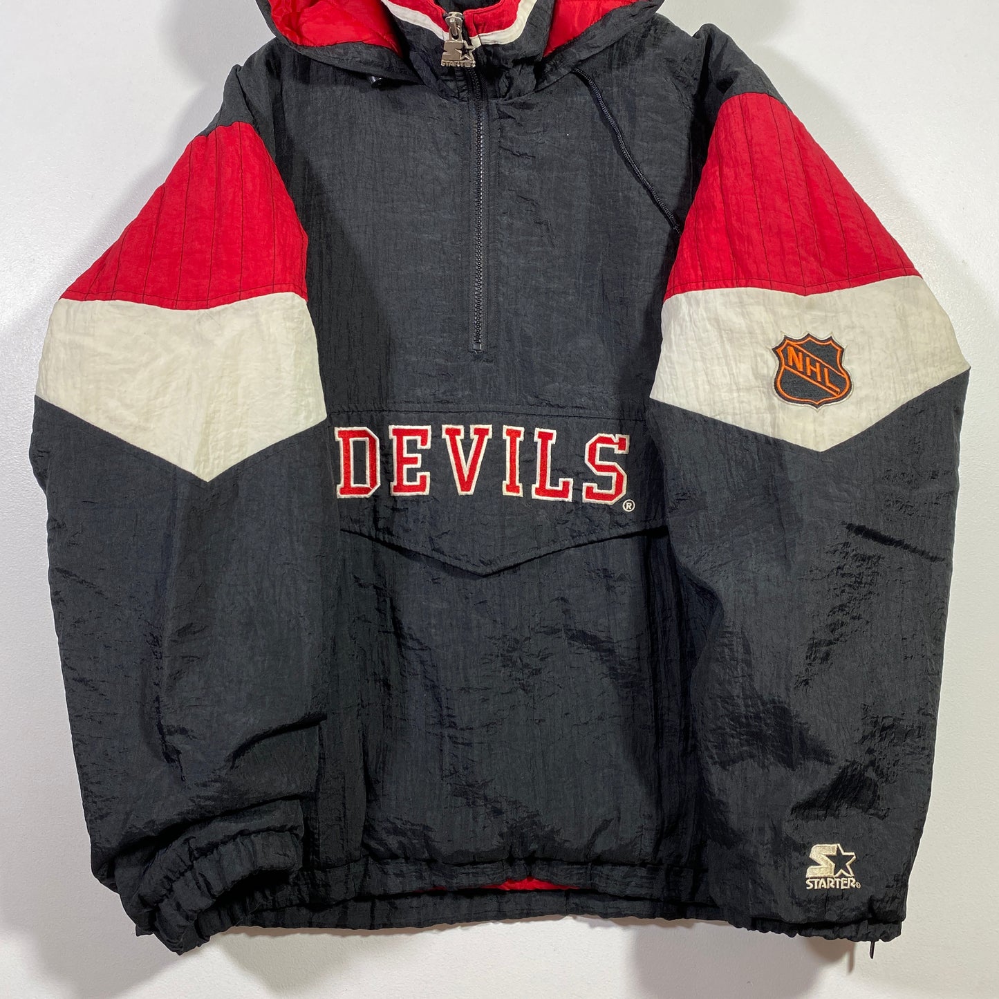 (L) 90's STARTER X DEVILS Vintage NHL Padded Nylon Jacket / A0789N
