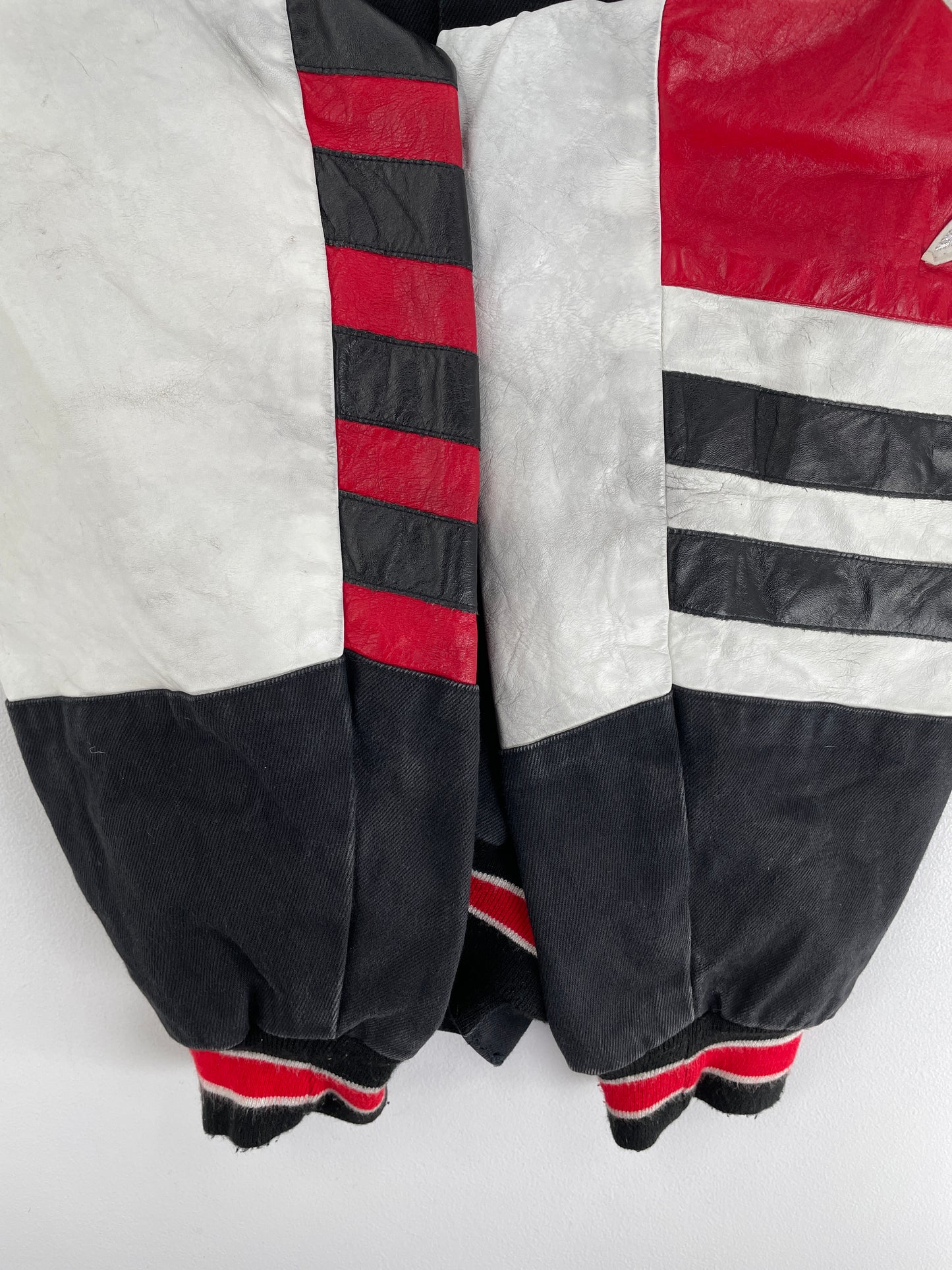 90's CHICAGO BULLS Made in USA Size XL Vintage NBA Leather/Denim Jacket / G5022J