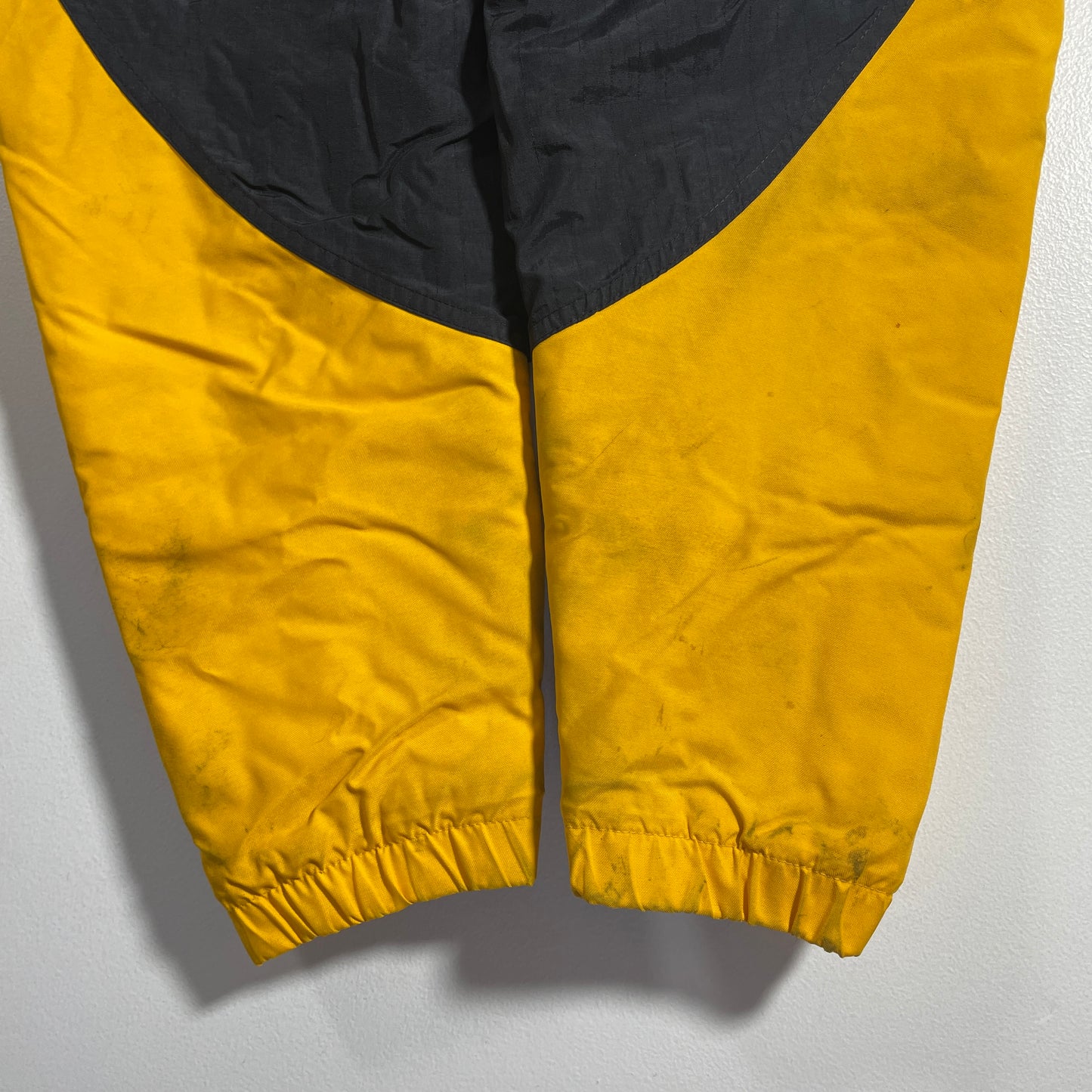 (L) 00' NIKE x PITTSBURGH STEELERS Vintage NFL Padded Nylon Jacket / A1361N