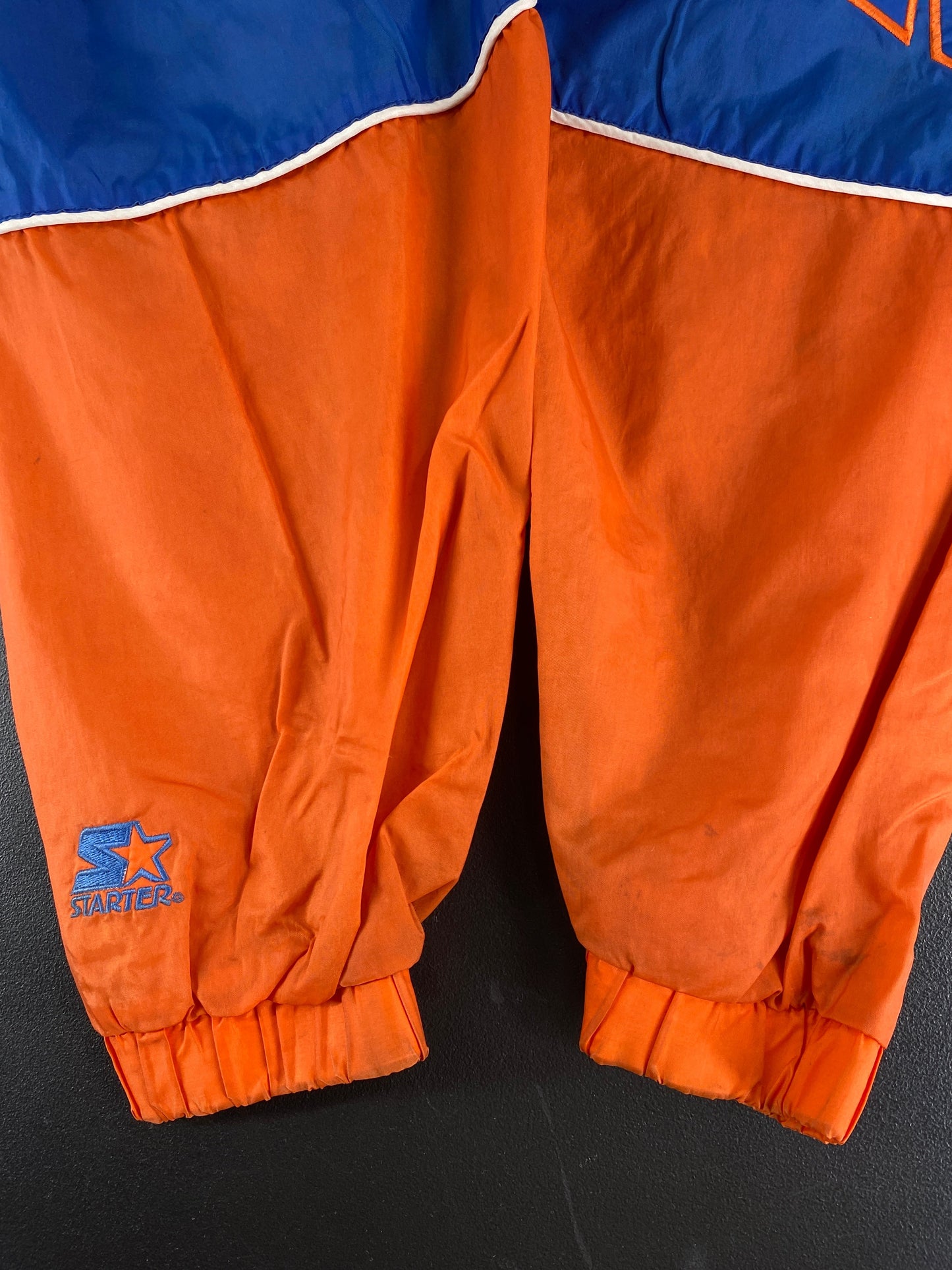 90’s STARTER x NEW YORK KNICKS Size XL NBA Nylon Jacket / F4539N