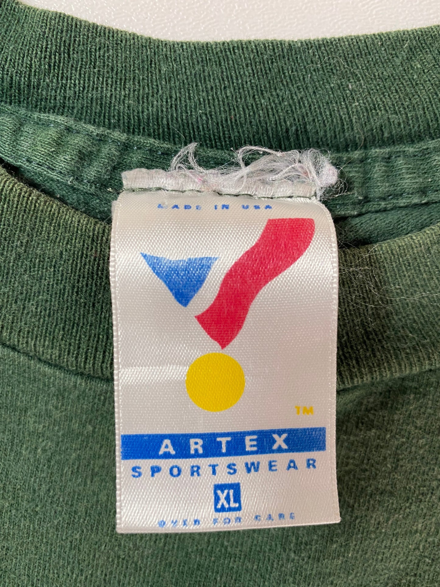 1994 LOONEY TUNES DAFFY DUCK Made in USA Size XL Vintage T-Shirt / F1858T