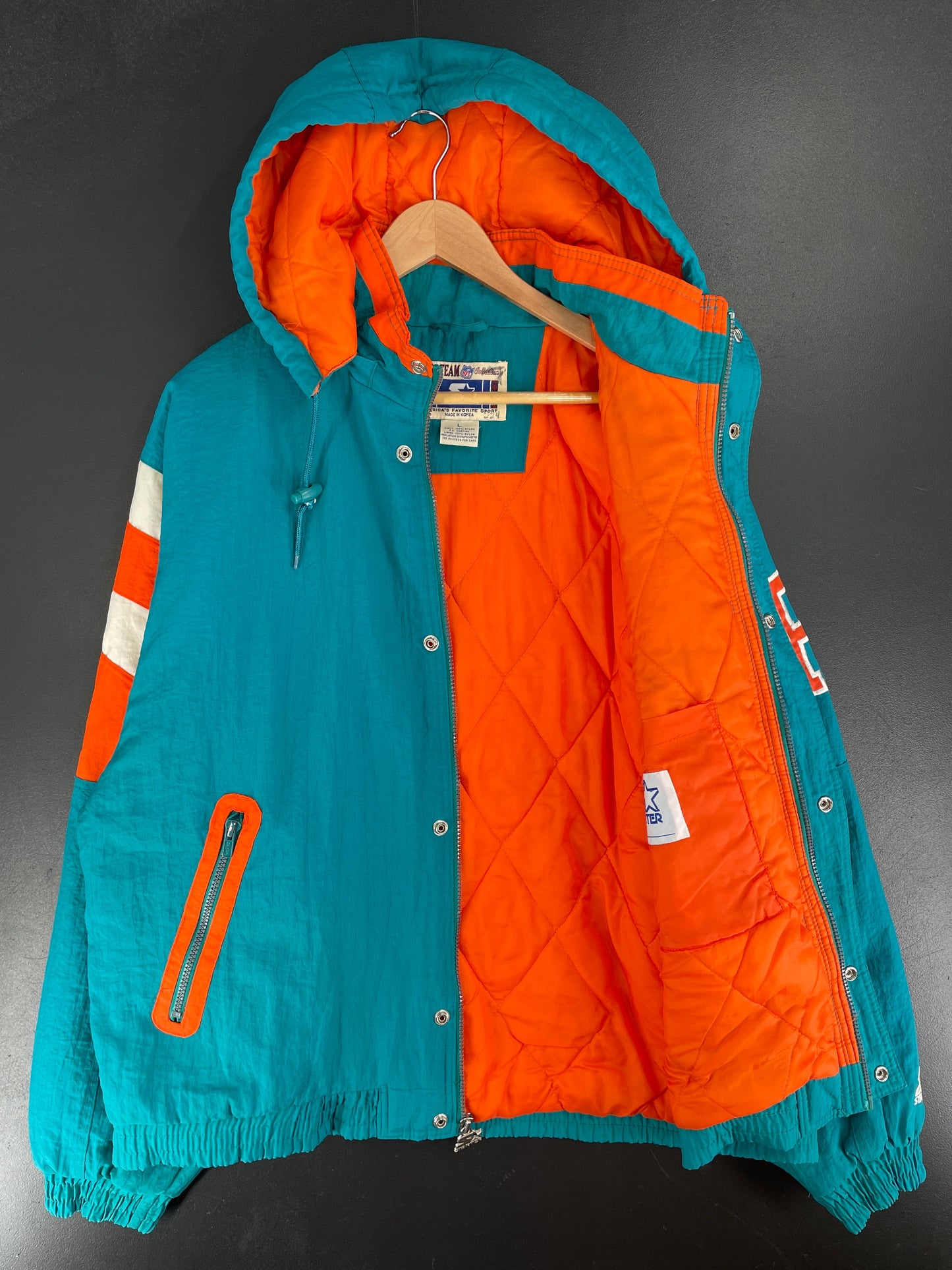 90’s STARTER x MIAMI DOLPHINS Size L NFL Padded Nylon Jacket / F6058N