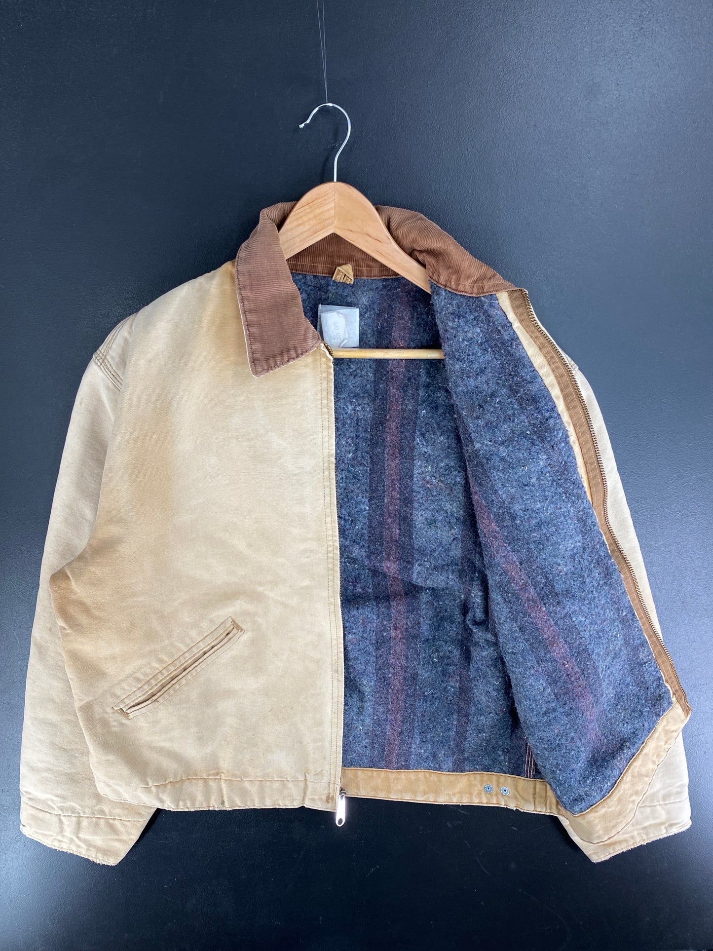 Vintage CARHARTT Size No Tag (Approx.L) Zip-Up Duck Jacket / F5287J