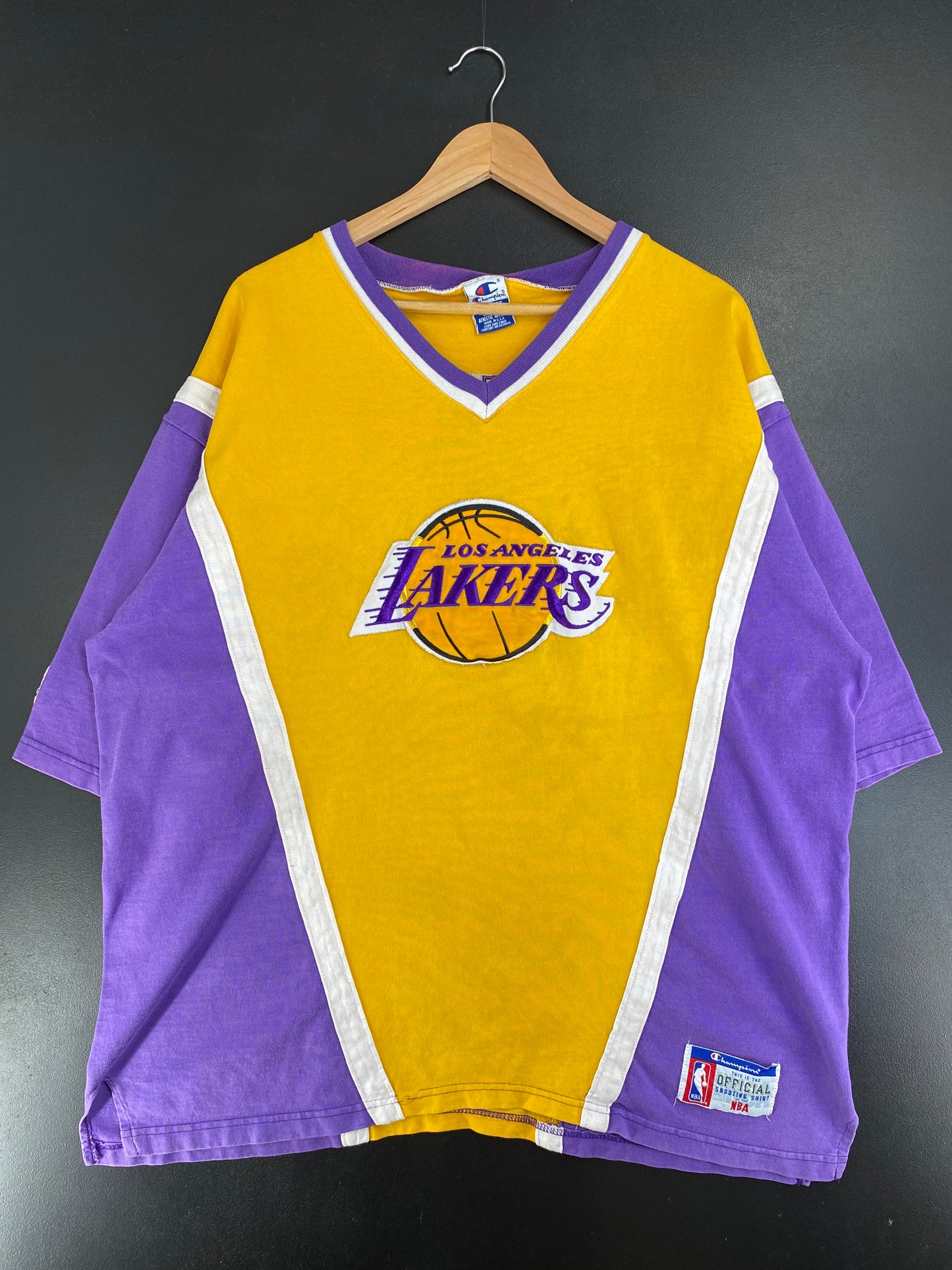 90's LOS ANGELES LAKERS Size XL Vintage NBA T-Shirt / G3085T