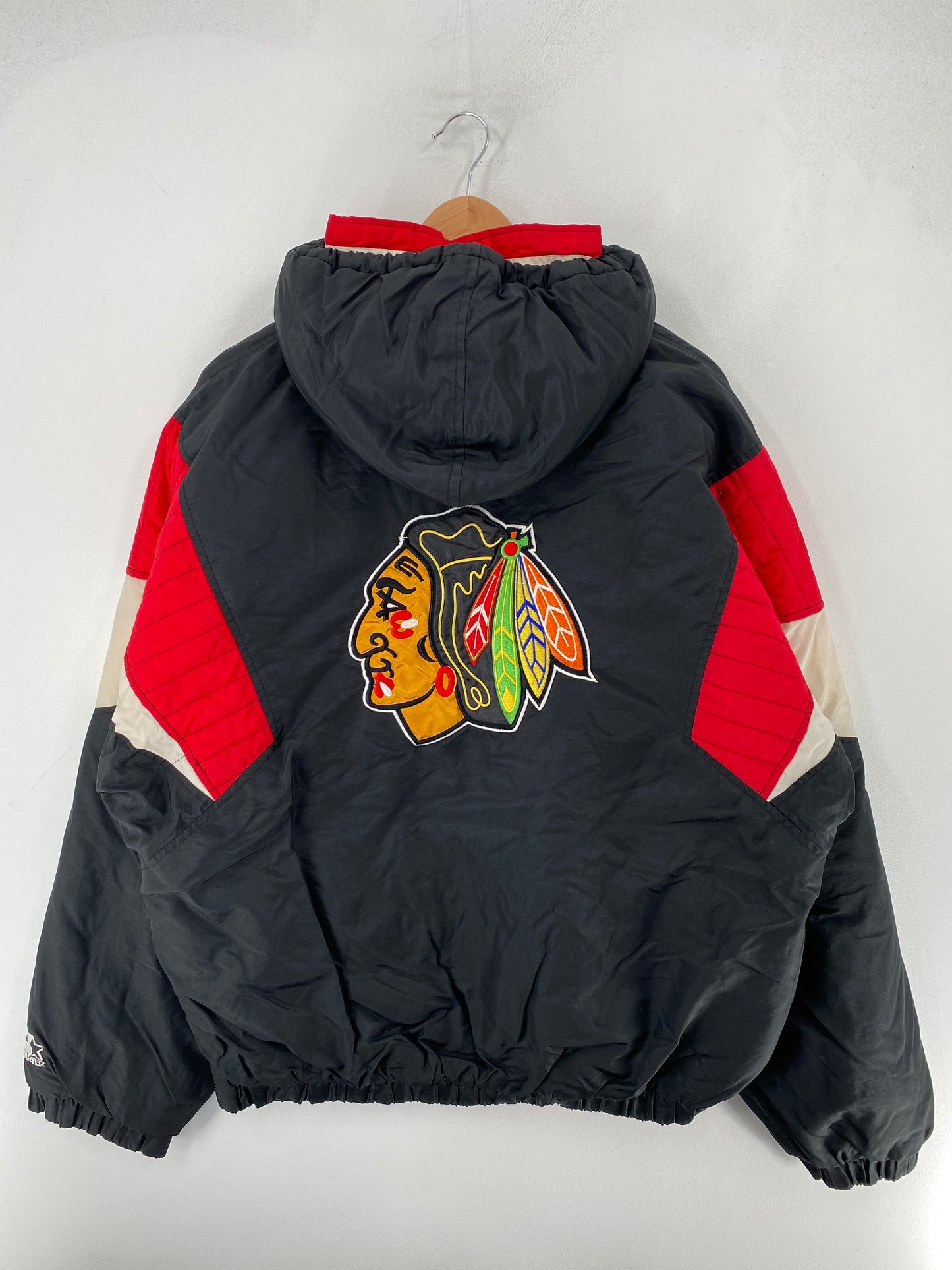 90’s STARTER x BLACKHAWKS Size L NHL Padded Nylon Jacket / F6660N
