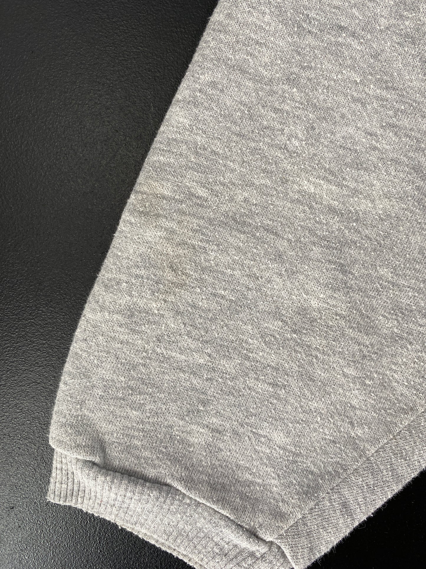 90’s GUESS Made in USA Size (Approx. M) Vintage Sweat-shirt / G3870S