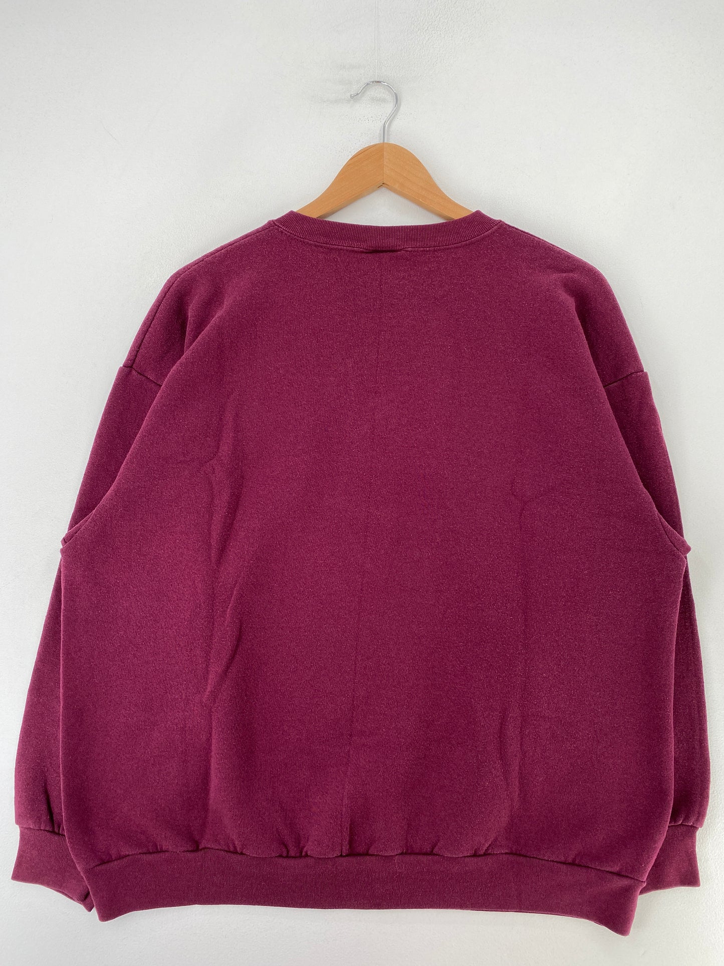00' DISNEY WINNIE THE POOH Size No tag(Approx.XL) Vintage Sweat-shirt / G555S