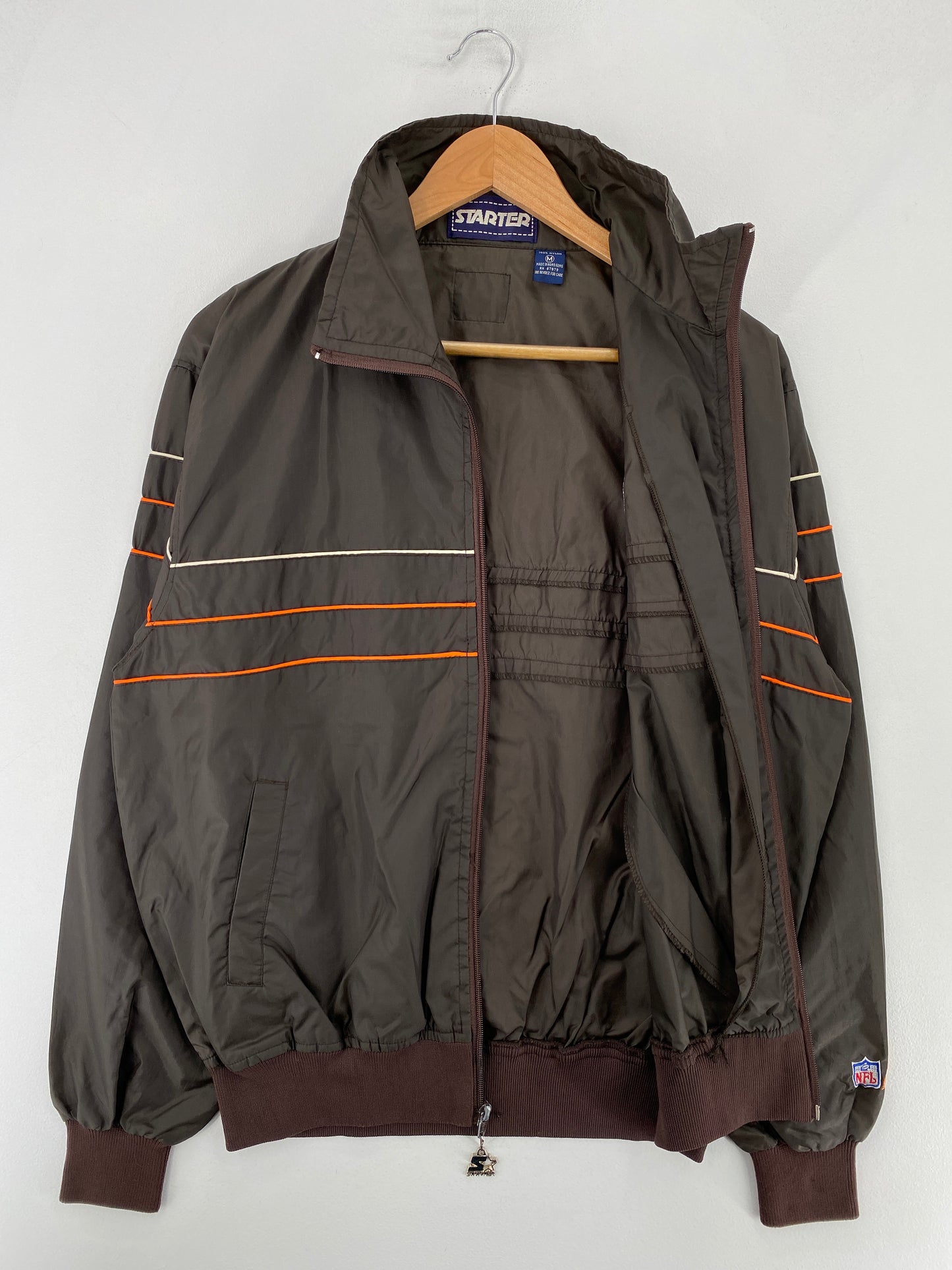 Early 90’s STARTER x CLEVELAND BROWNS Size M Nylon NFL Jacket / F9753N