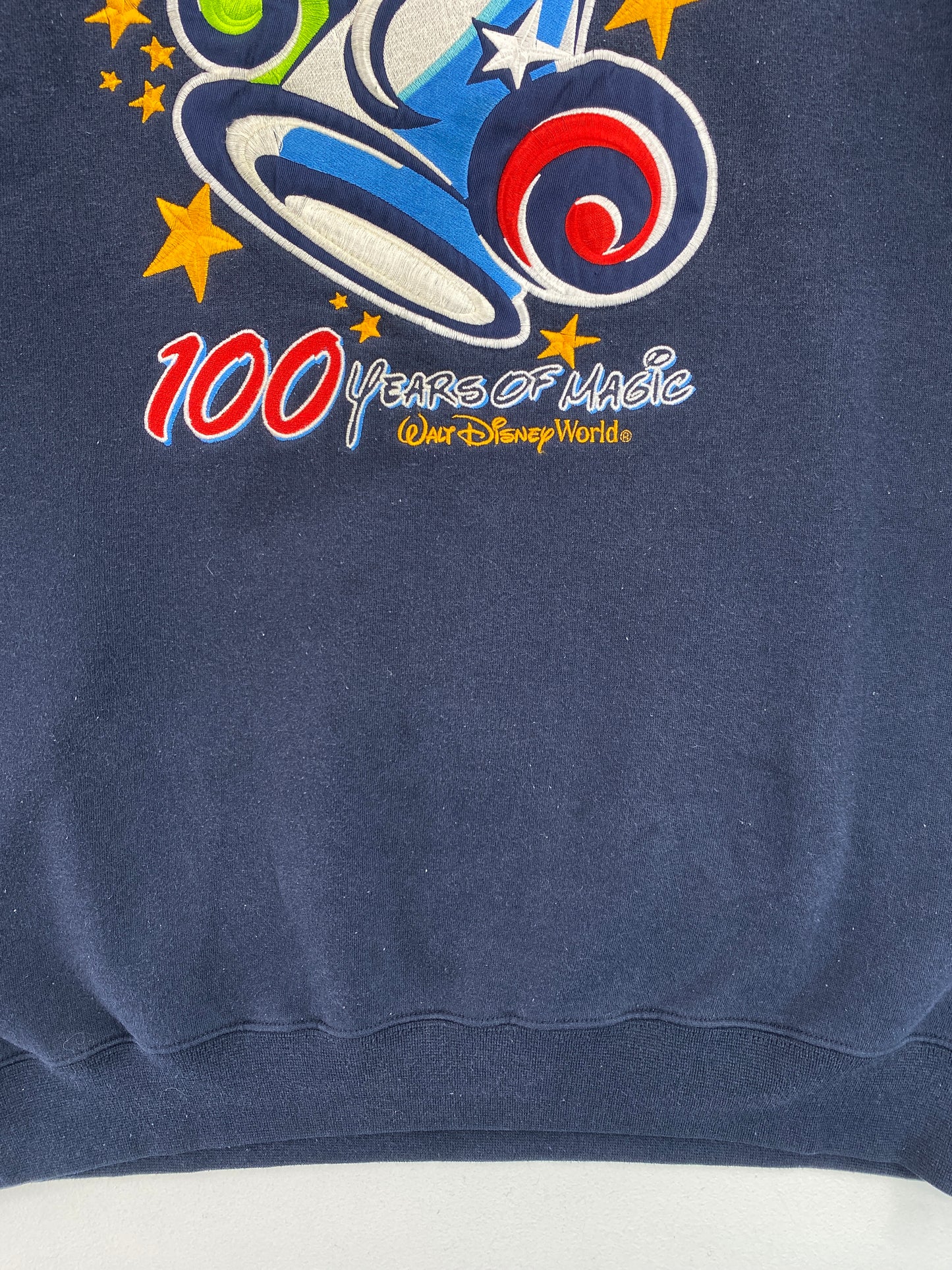 00' DISNEY 100 YEARS OF MAGIC Size XL Vintage Sweat-shirt / G5245S
