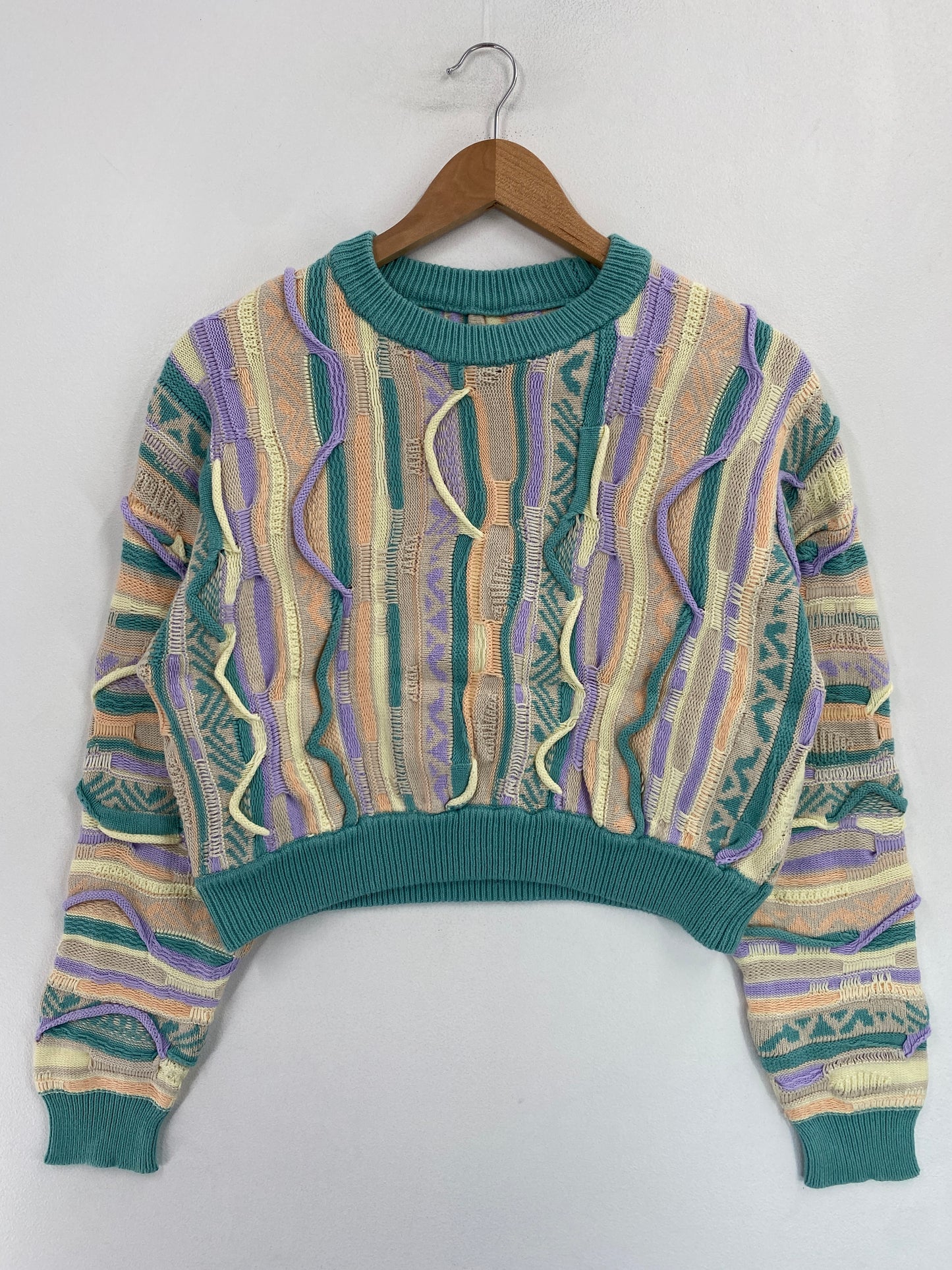 Vintage 3D COOGI-Style Size No Tag (Approx. Ladies M) Cropped Knit Sweater / G5317K
