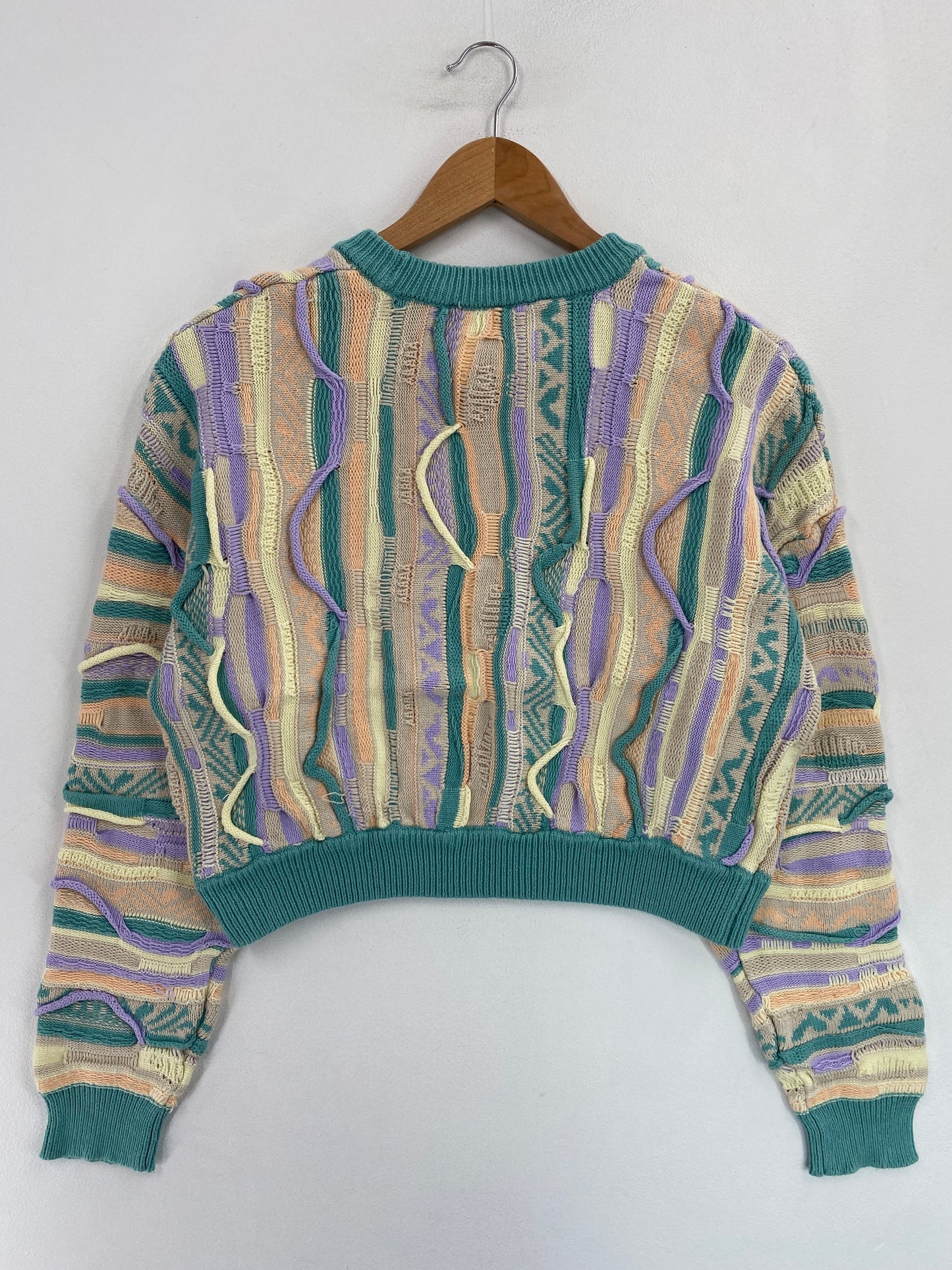 Vintage 3D COOGI-Style Size No Tag (Approx. Ladies M) Cropped Knit Sweater / G5317K