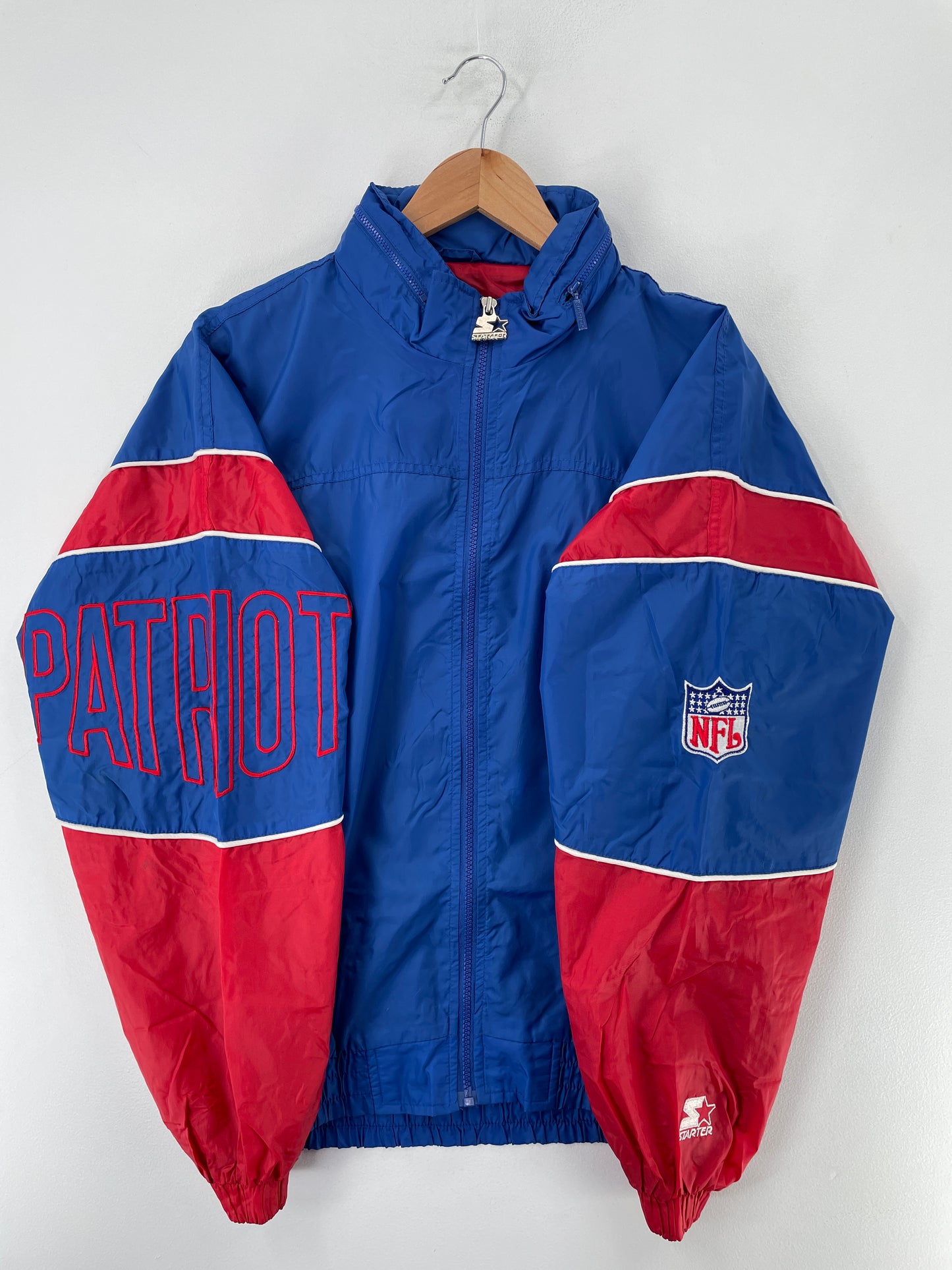 90’s STARTER X PATRIOTS Size M Vintage NFL Nylon Jacket / F7760N