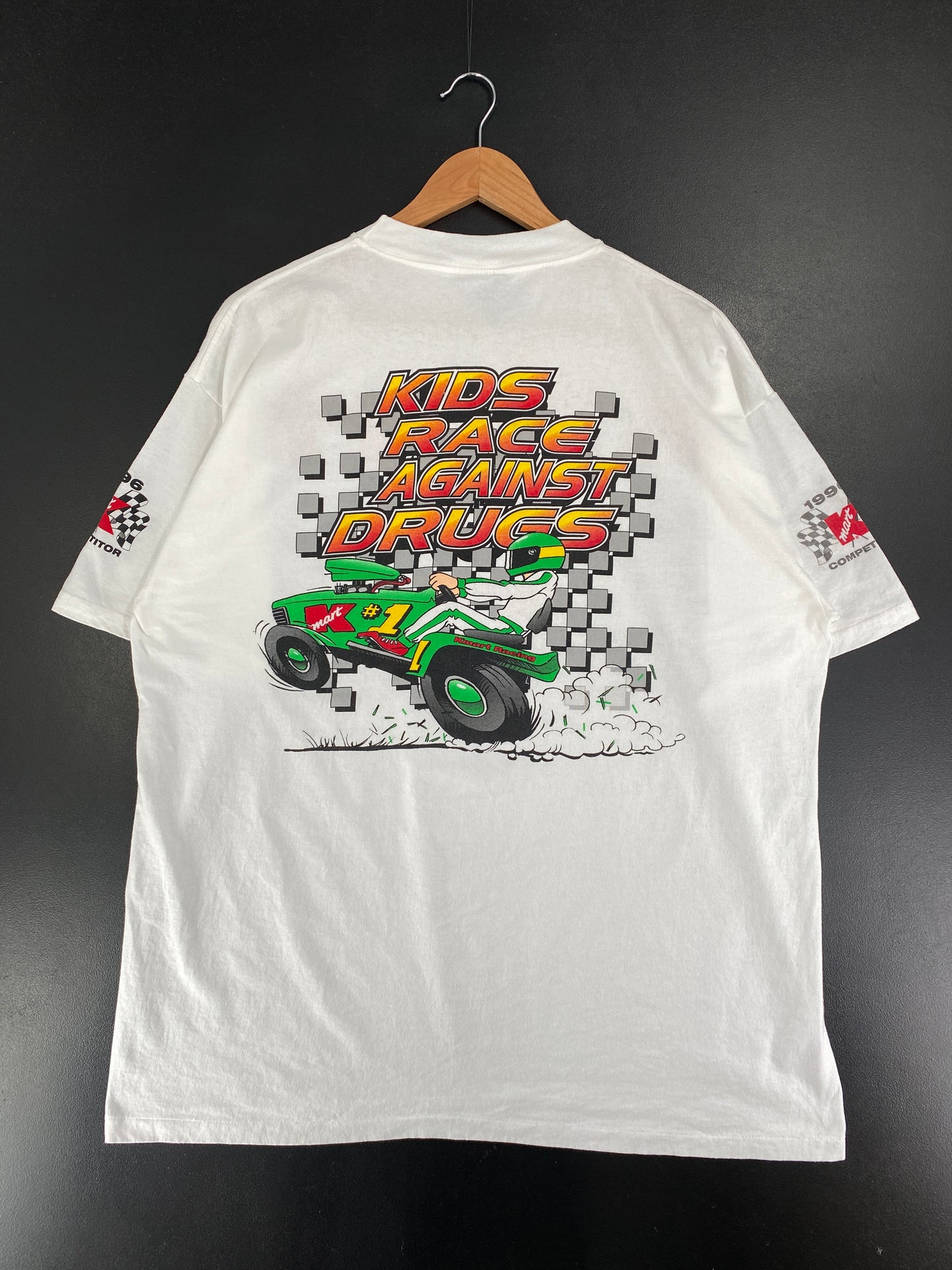 Vintage KIDS RACE AGAINST DRUGS Size XL Racing T-Shirt / G3766T