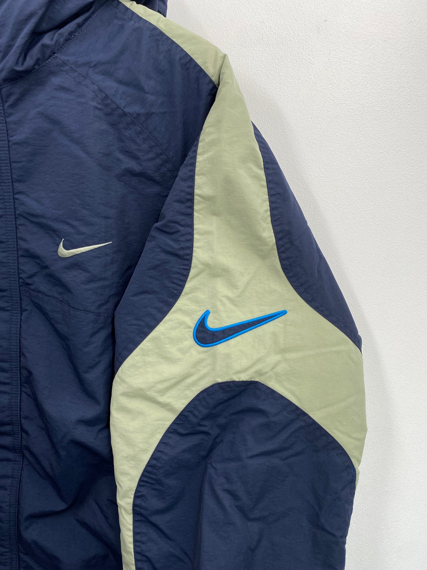 00’ NIKE Size XL Heavy Nylon Jacket / G5774N