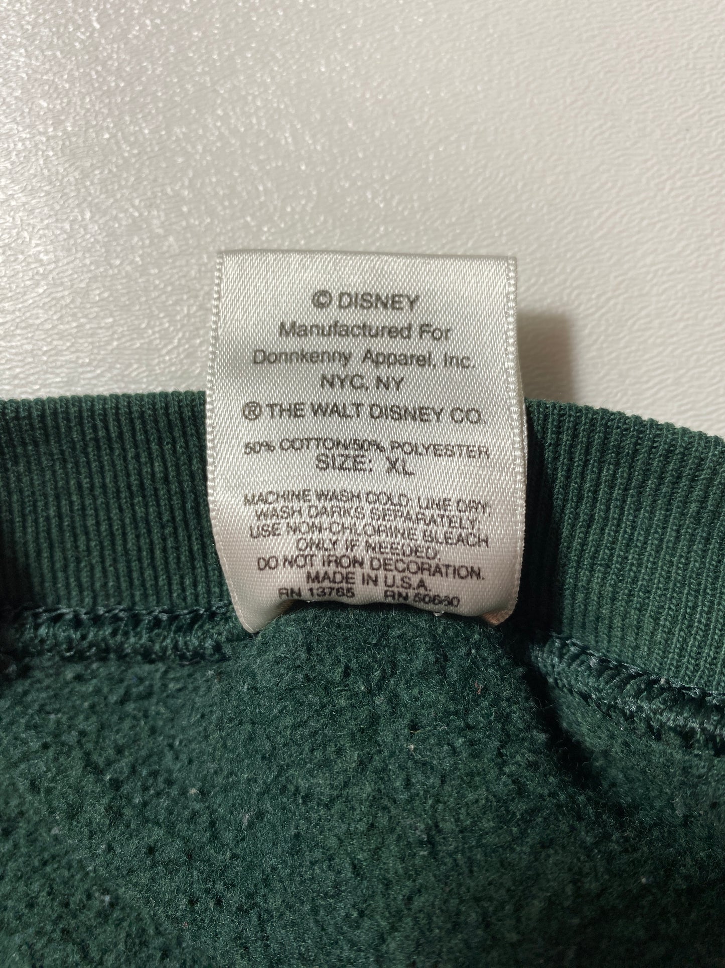 90's DISNEY FRIENDS Made in USA Size XL Vintage Sweat-shirt / F6765S