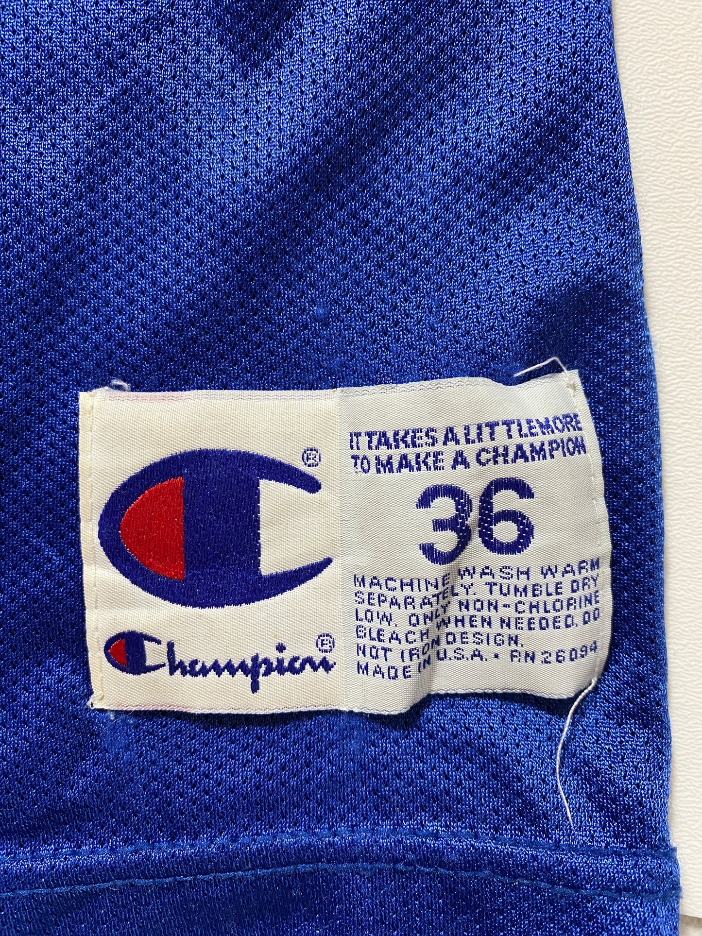 90's CHAMPION x NEW YORK KNICKS STARKS Made in USA Size S (36) Vintage NBA Jersey / G2095J