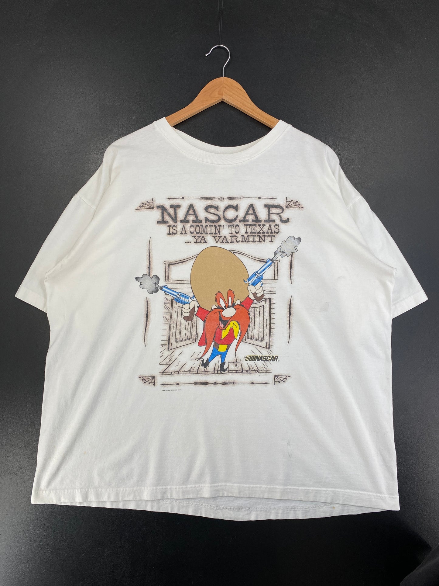 1997 NASCAR x LOONEY TUNES YOSEMITE Size XXL Vintage Racing T-Shirt / G2131T
