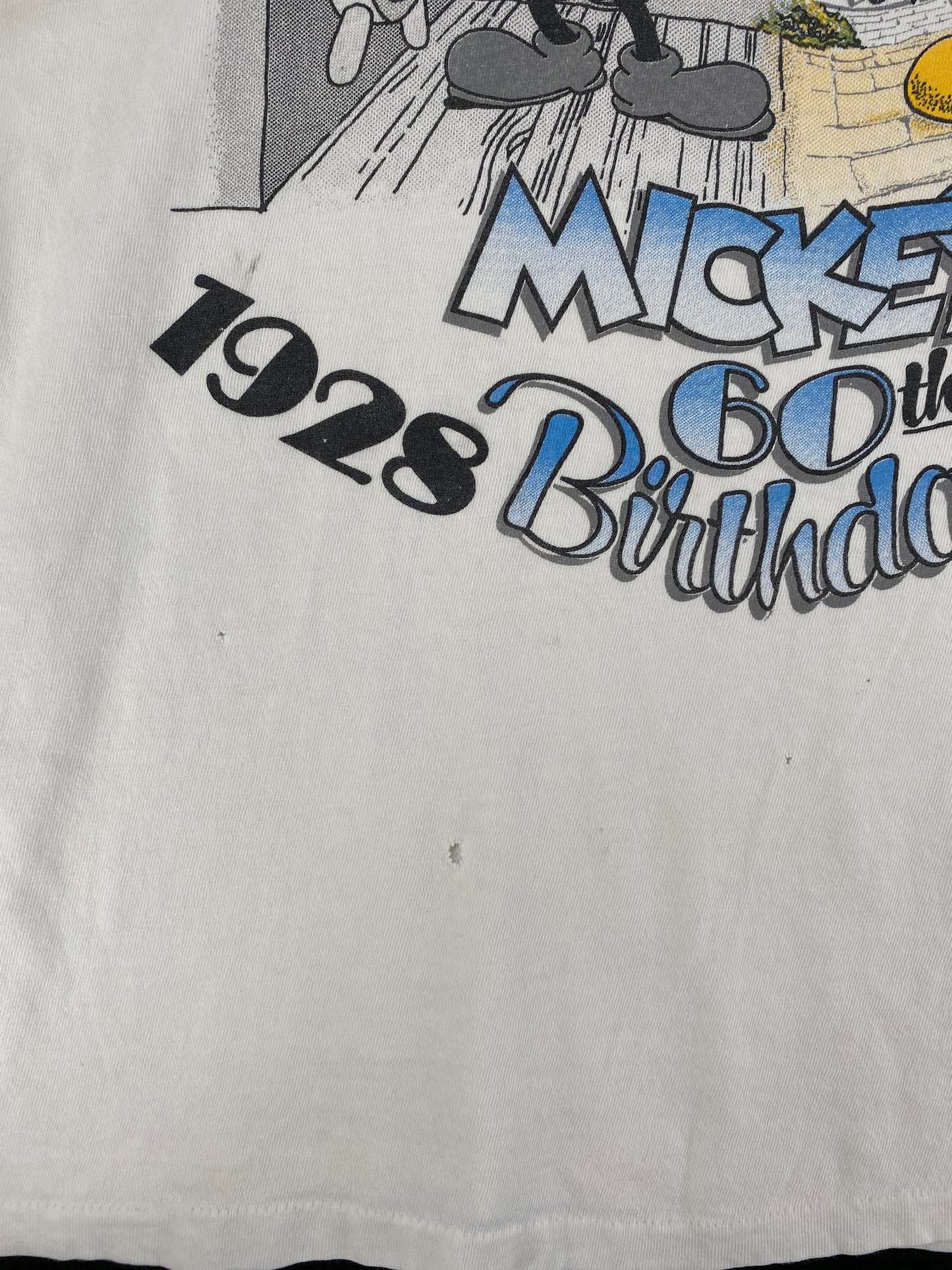(L) 1988 DISNEY MICKEY 60TH BIRTHDAY Vintage T-Shirt / A0777T