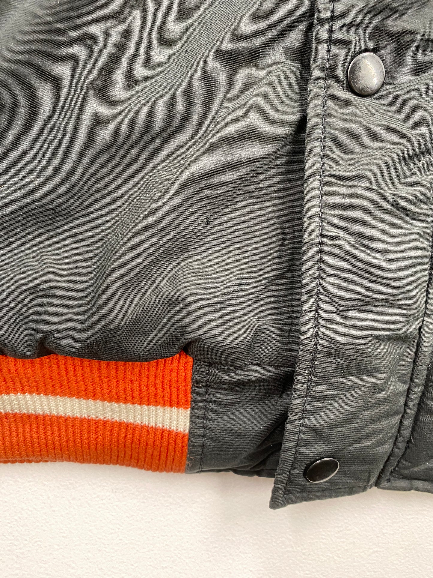 Early 90’s STARTER x PHILADELPHIA FLYERS Size XL NHL Padded Nylon Jacket / G6074N