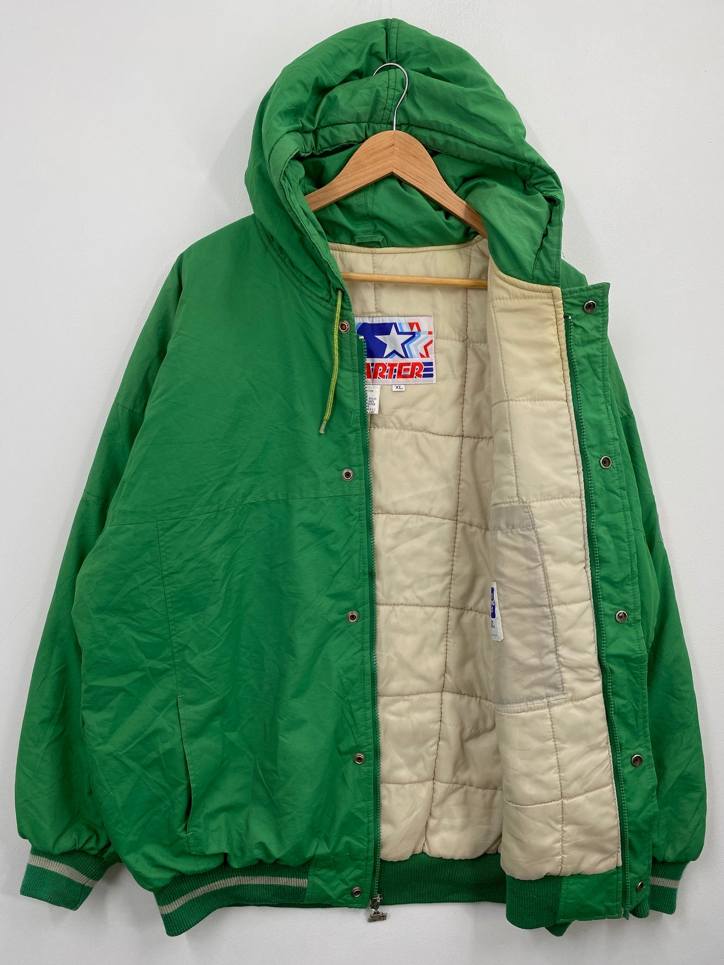 Early 90’s STARTER x PHILADELPHIA EAGLES Size XL NFL Padded Nylon Jacket / G6078N