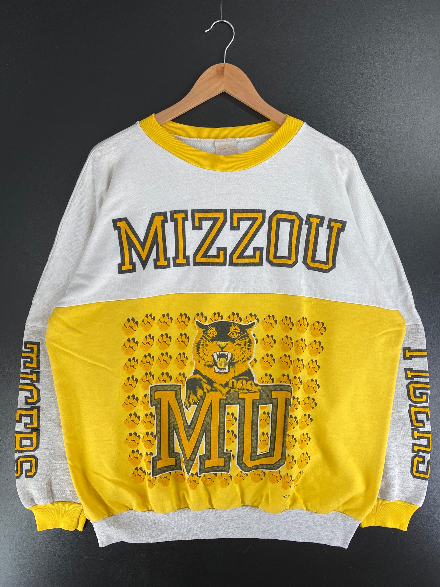 1988 MIZZOU TIGERS Made in USA Size One Size (Approx.L) Vintage College Sweat-Shirt / G4056S