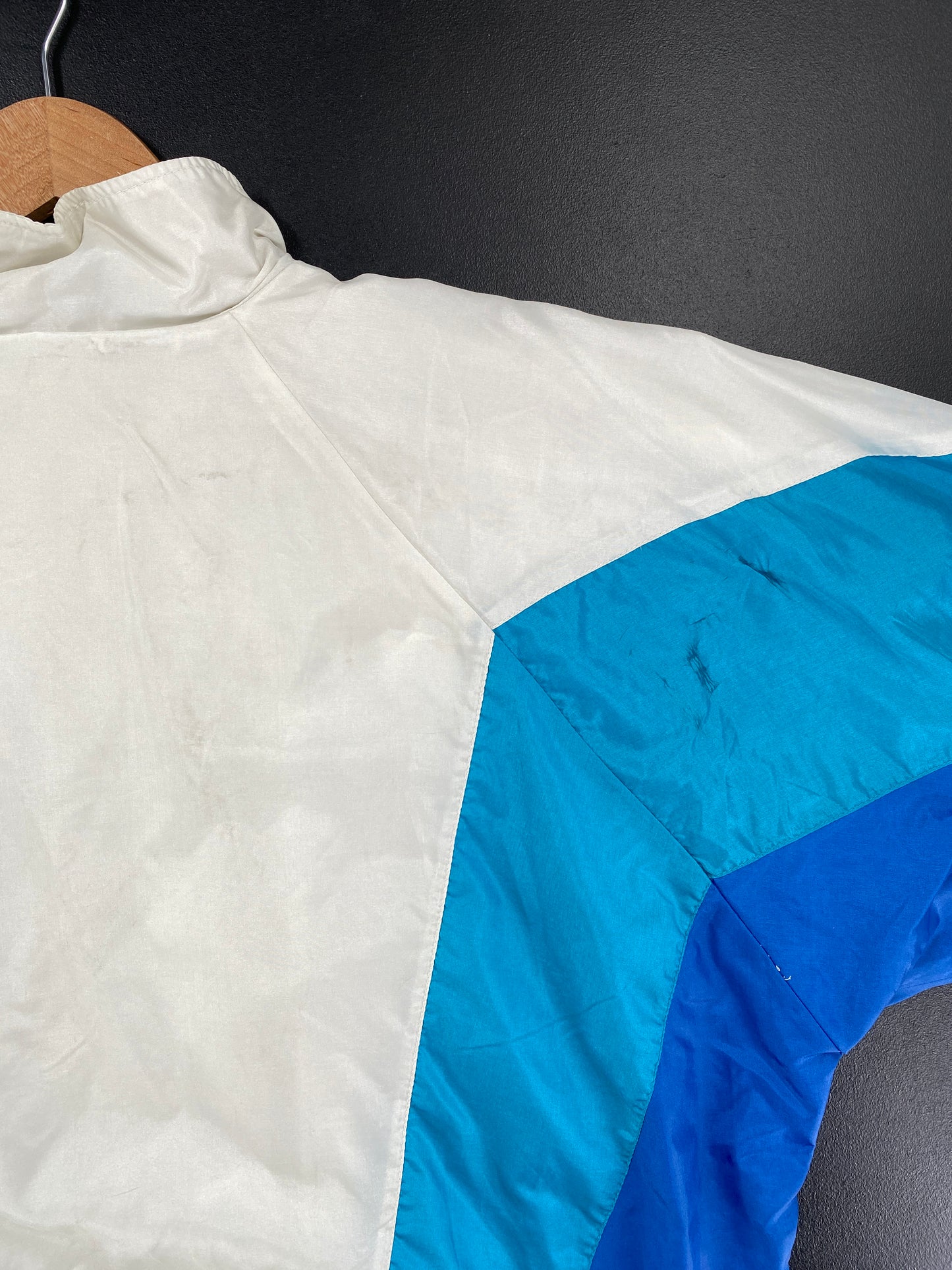 90's ADIDAS Size M Vintage Nylon Jacket / G6454N