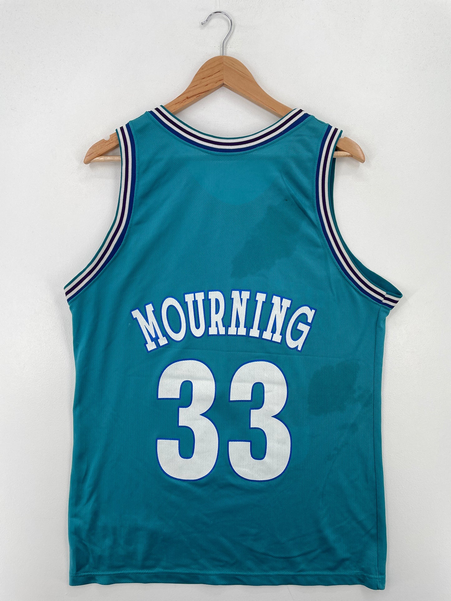 .90’s CHAMPION x CHARLOTTE HONETS 33 MOURNING Made in USA Size 44(XXL) Vintage NBA Jersey / F2009J