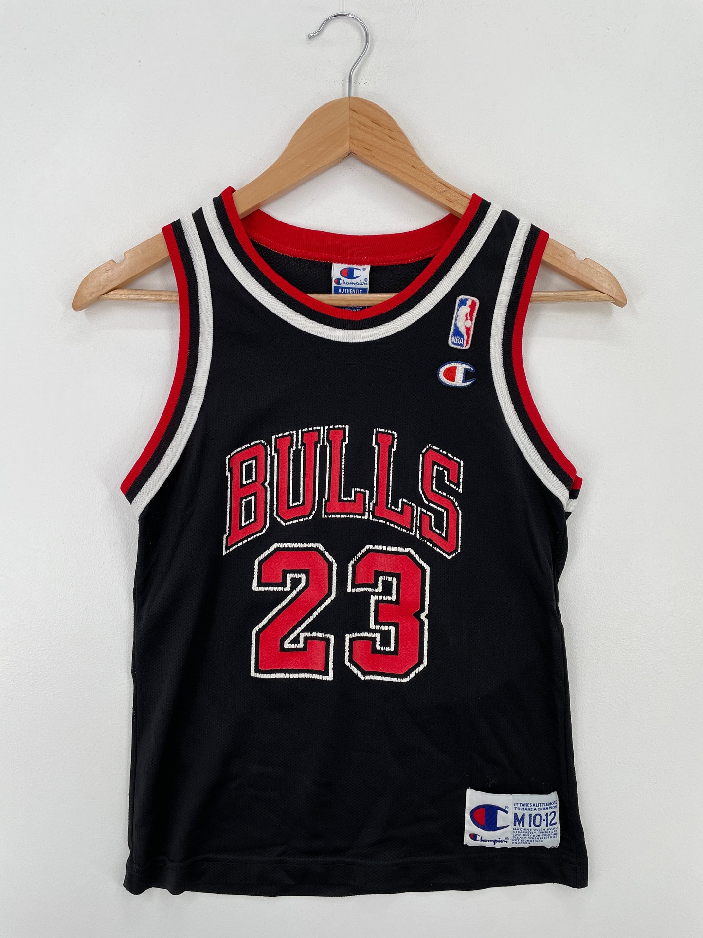 90’s CHICAGO BULLS 23 JORDAN Made in USA Size Kids.M Vintage NBA Jersey / F2012T