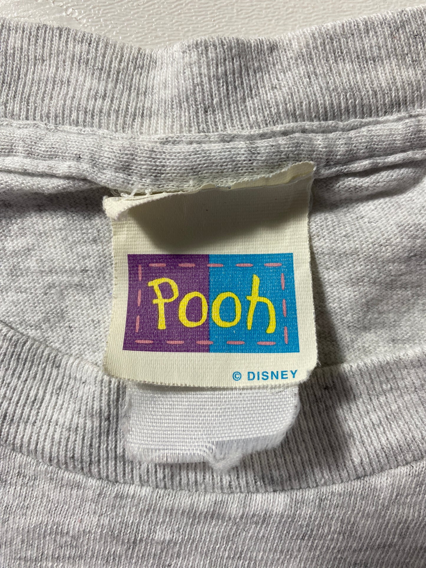 (L) 00’s DISNEY WINNIE THE POOH T-Shirt / A0289T