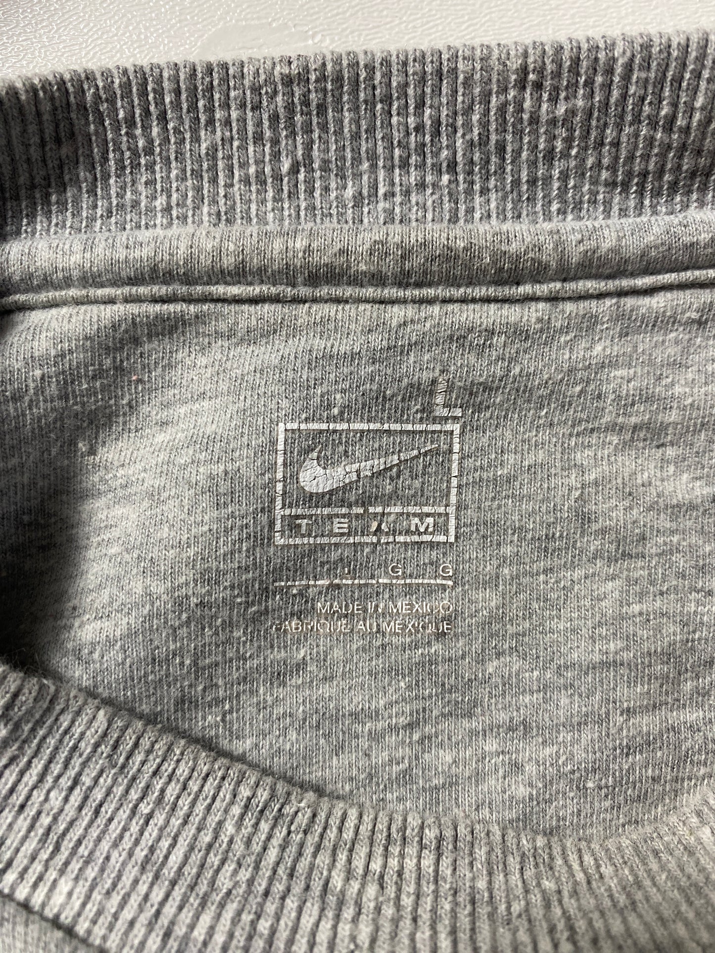 Vintage NIKE x GEORGIA Size L College Sweat-shirt / F9385S