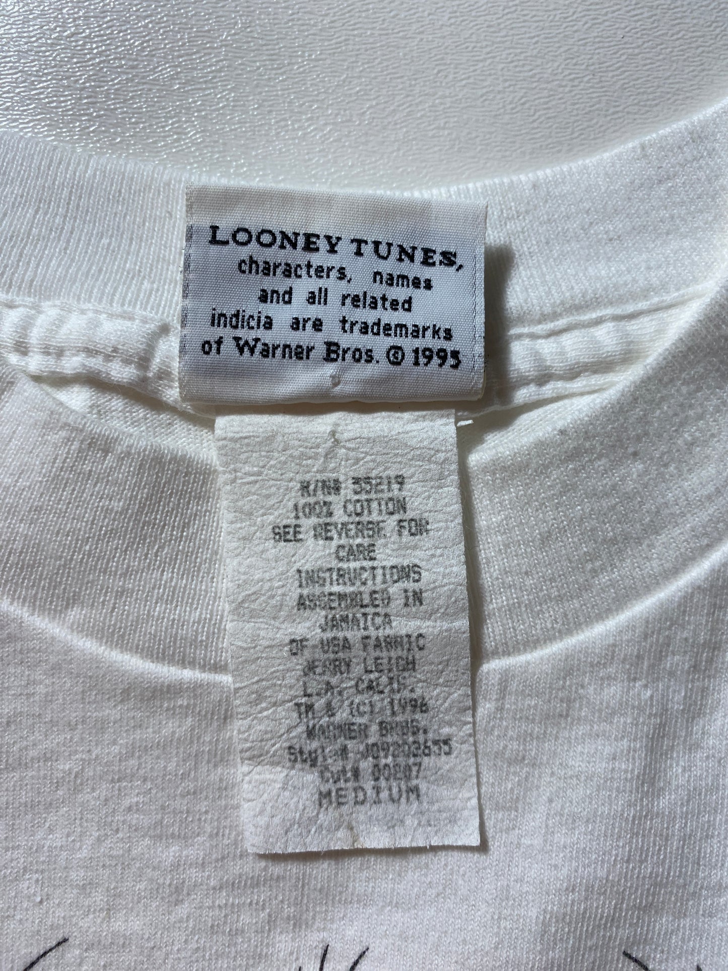 1995 LOONEY TUNES TWEETY Size Ladies M Vintage Cropped T-Shirt / G6754T