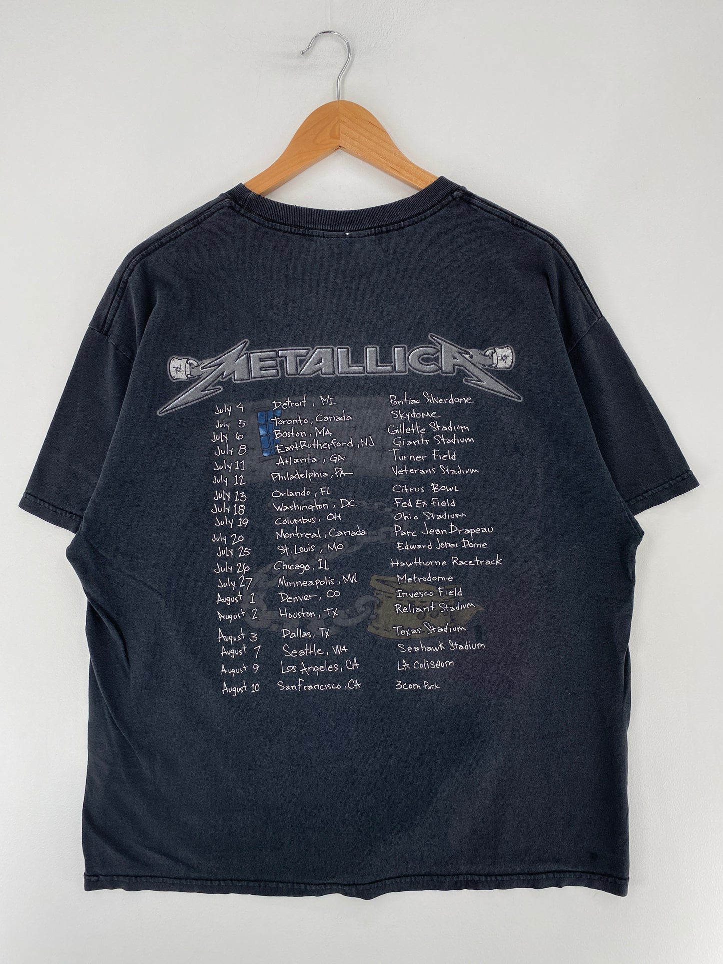 .2003 METALLICA Size XL Vintage Music T-shirt / E7772T