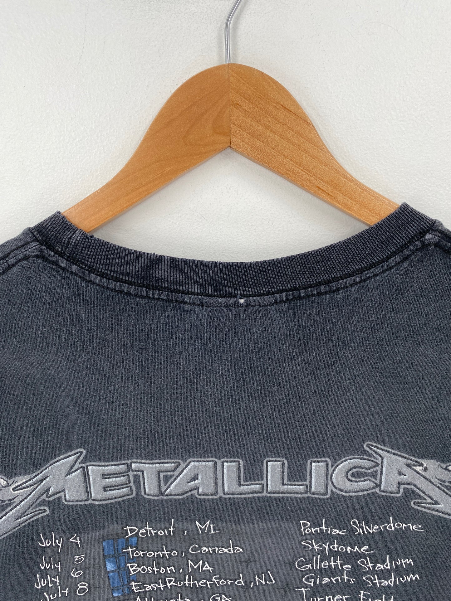 .2003 METALLICA Size XL Vintage Music T-shirt / E7772T