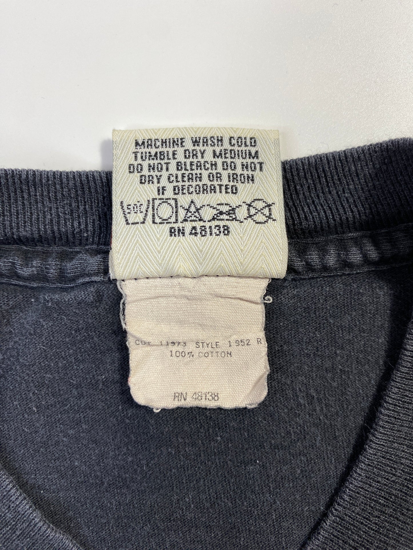 1992 BALTIMORE ORIOLES Made in USA Size XL Vintage MLB T-Shirt / E8815T