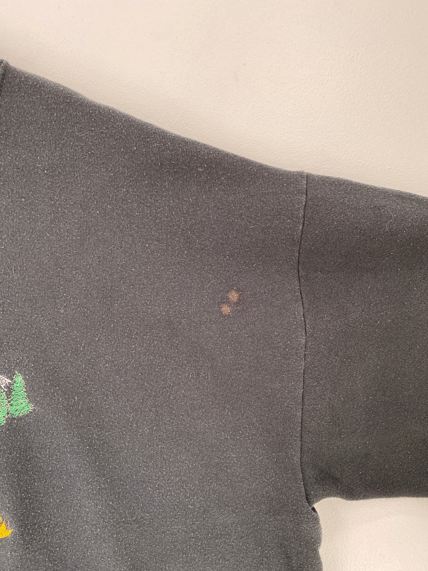 90's BUCK EMBROIDERY DEER Made in USA Size XXL Vintage Animal Sweat-shirt / F5424S