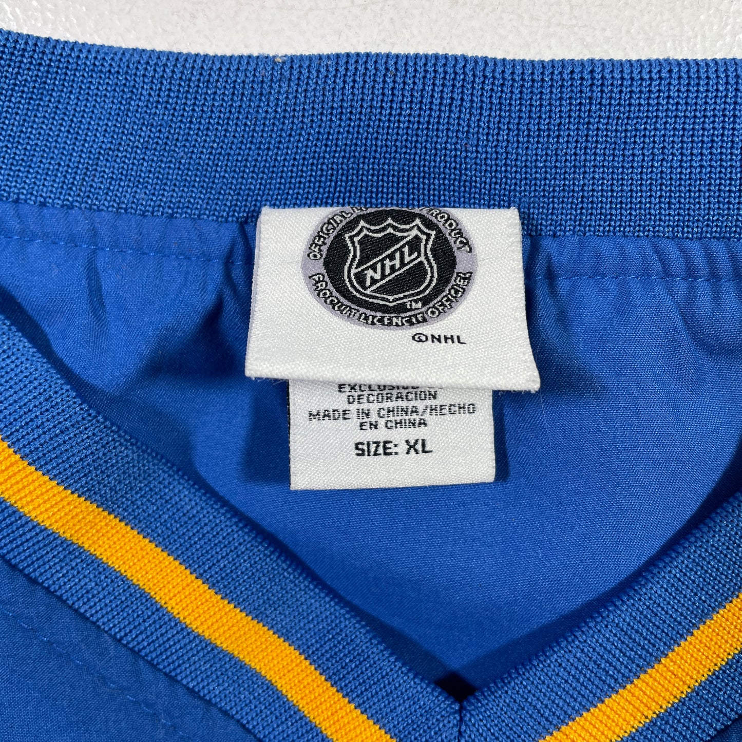 (XL) ST. LOUIS BLUES Vintage NHL Nylon Jacket / A0833N