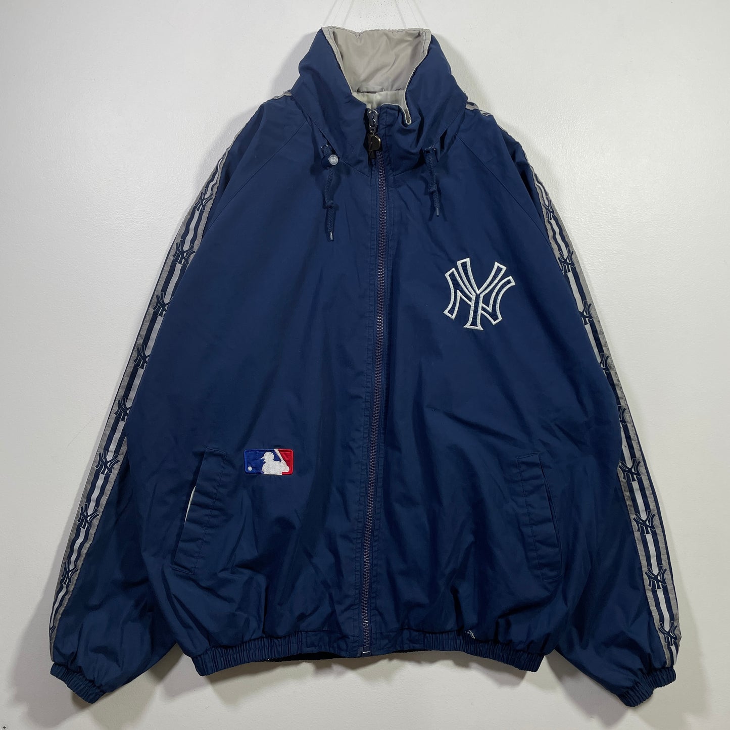 (XL) PRO PLAYER x NEW YORK YANKEES Vintage MLB Nylon Jacket / A0838N