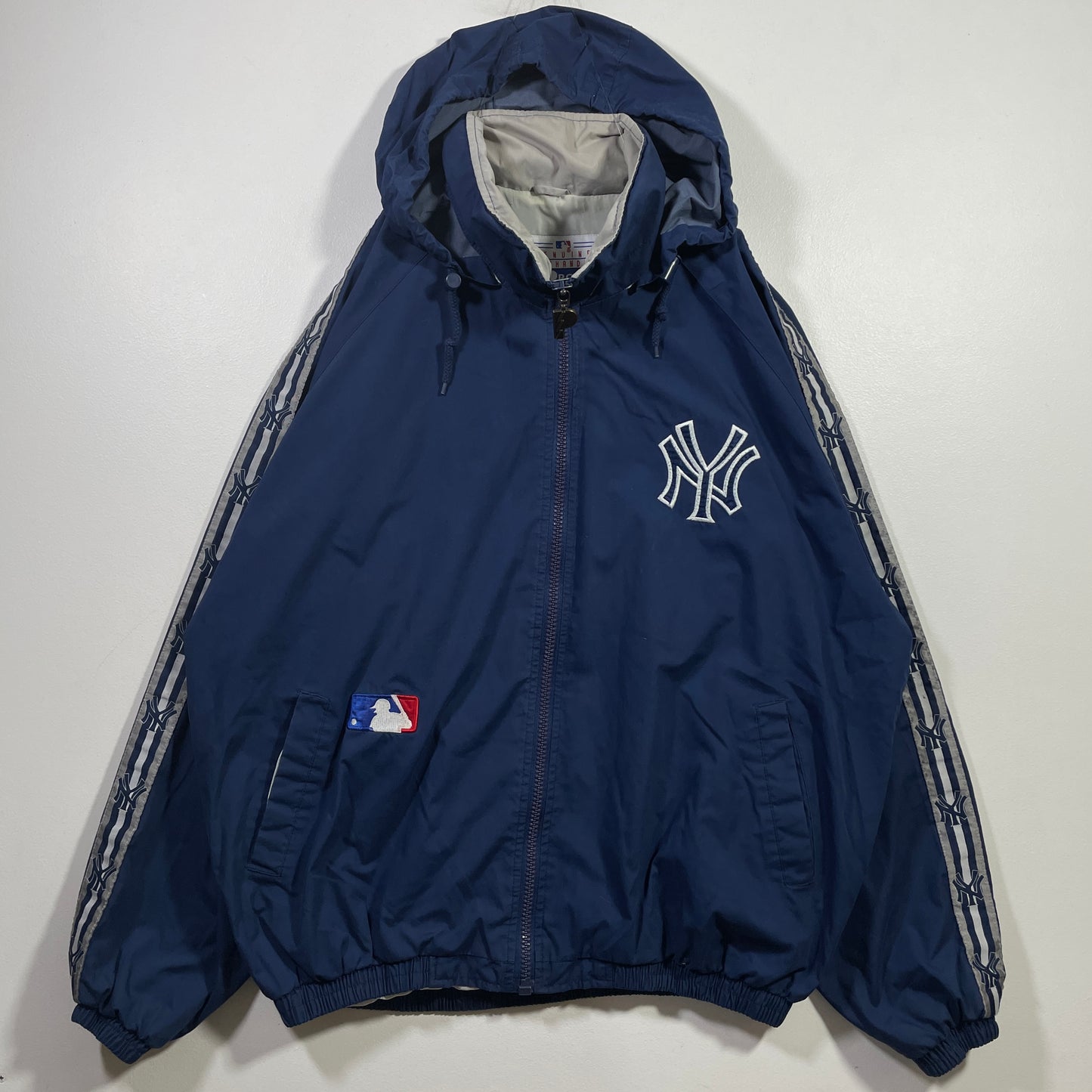 (XL) PRO PLAYER x NEW YORK YANKEES Vintage MLB Nylon Jacket / A0838N