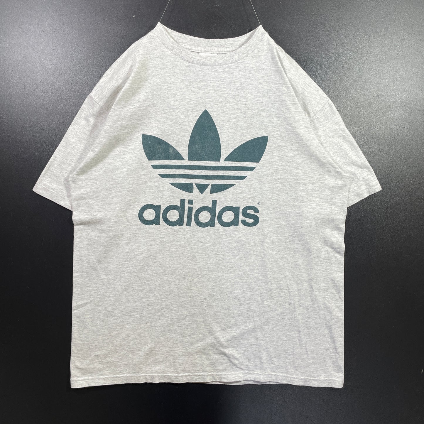 (L) 90’s ADIDAS Vintage T-shirt / A0958T