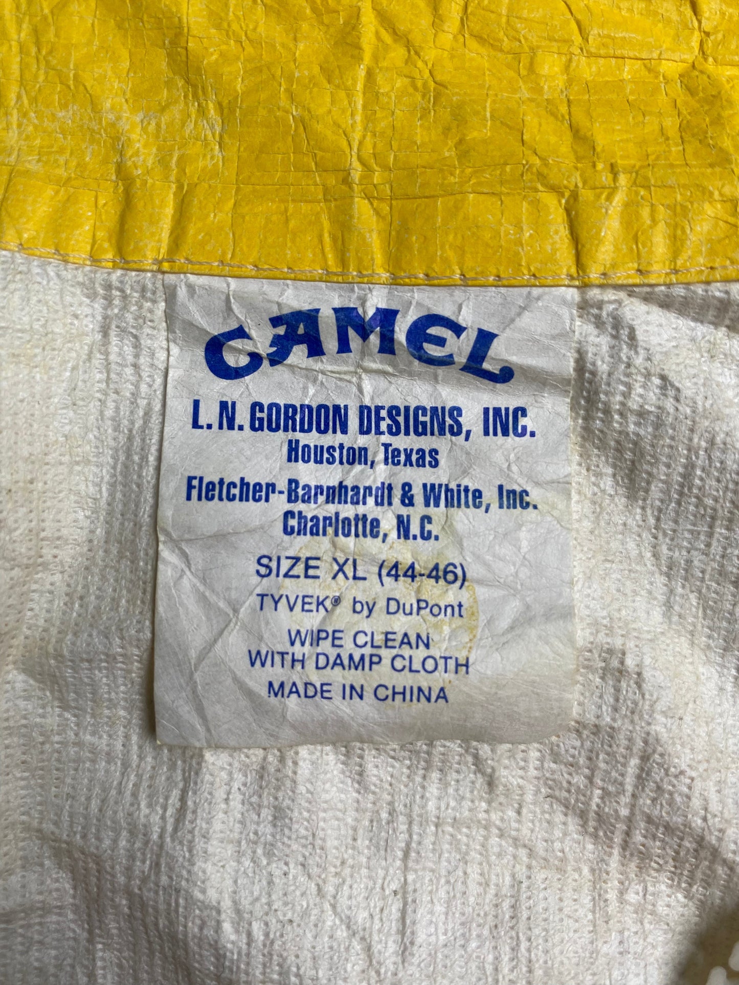 1992 CAMEL Size XL Vintage Paper Nylon Jacket / F1455N