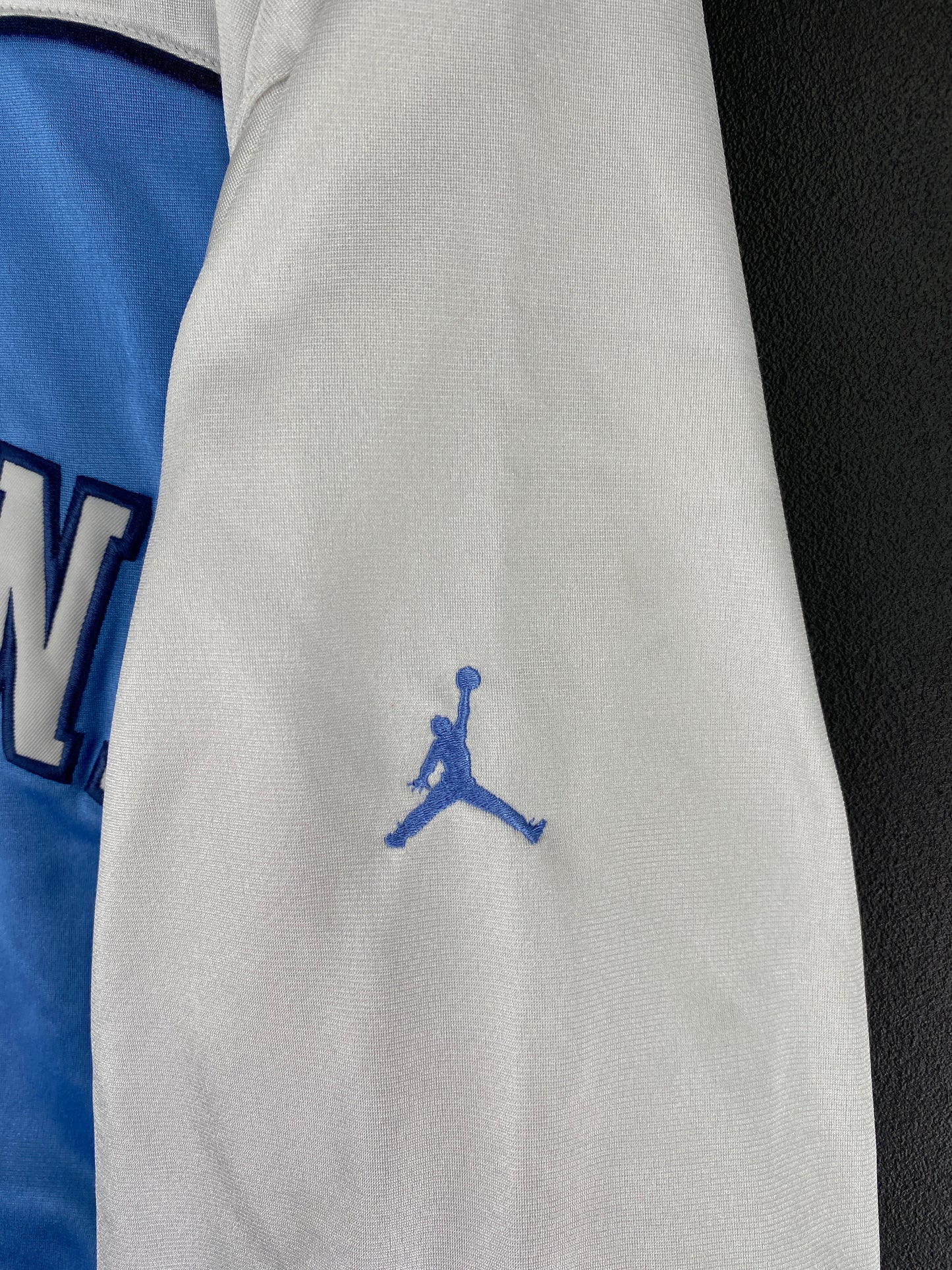 (L) JORDAN x UNIVERSITY OF NORTH CAROLINA Jersey / A0756J